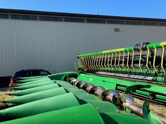 2013 John Deere 612C Header Corn Head