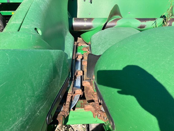 2013 John Deere 612C Header Corn Head
