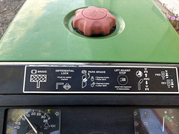 2004 John Deere 2210 Tractor Compact