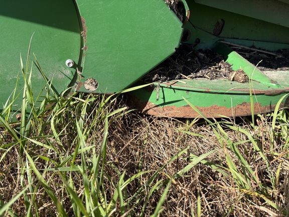 2010 John Deere 606C StalkMaster Header Corn Head