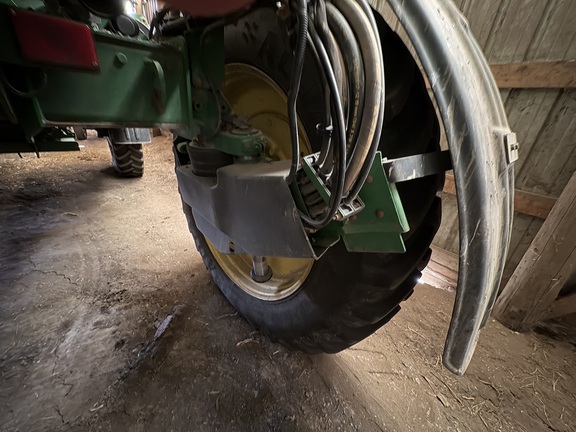 2014 John Deere 4940 Sprayer/High Clearance