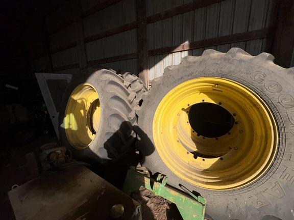 2014 John Deere 4940 Sprayer/High Clearance