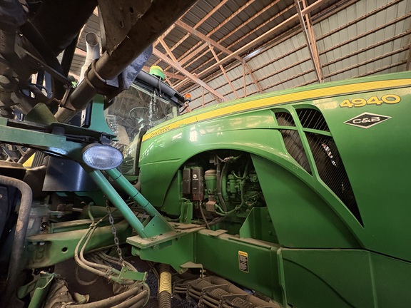 2014 John Deere 4940 Sprayer/High Clearance