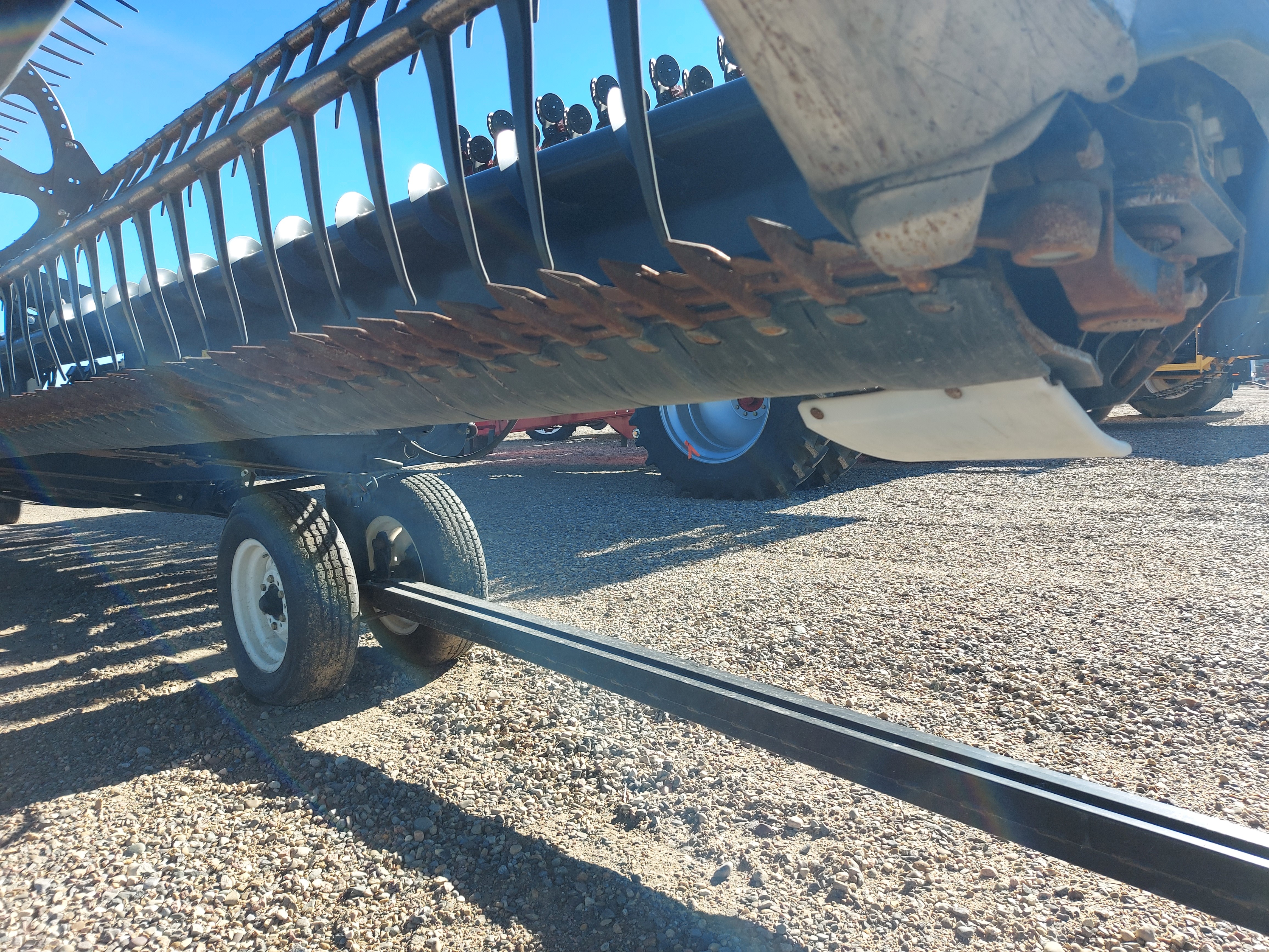 2015 MacDon FD75-40 Header Combine