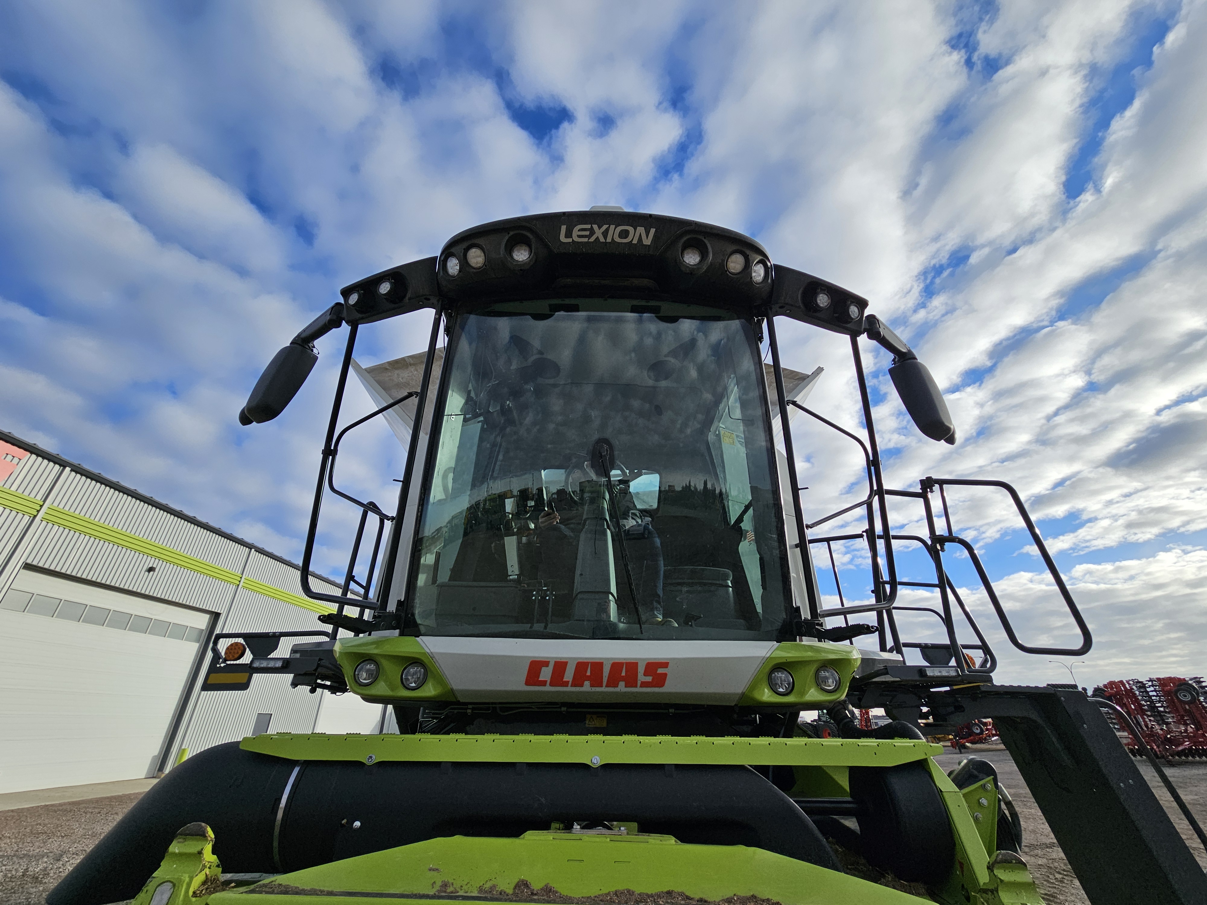 2022 CLAAS 8600TT Combine