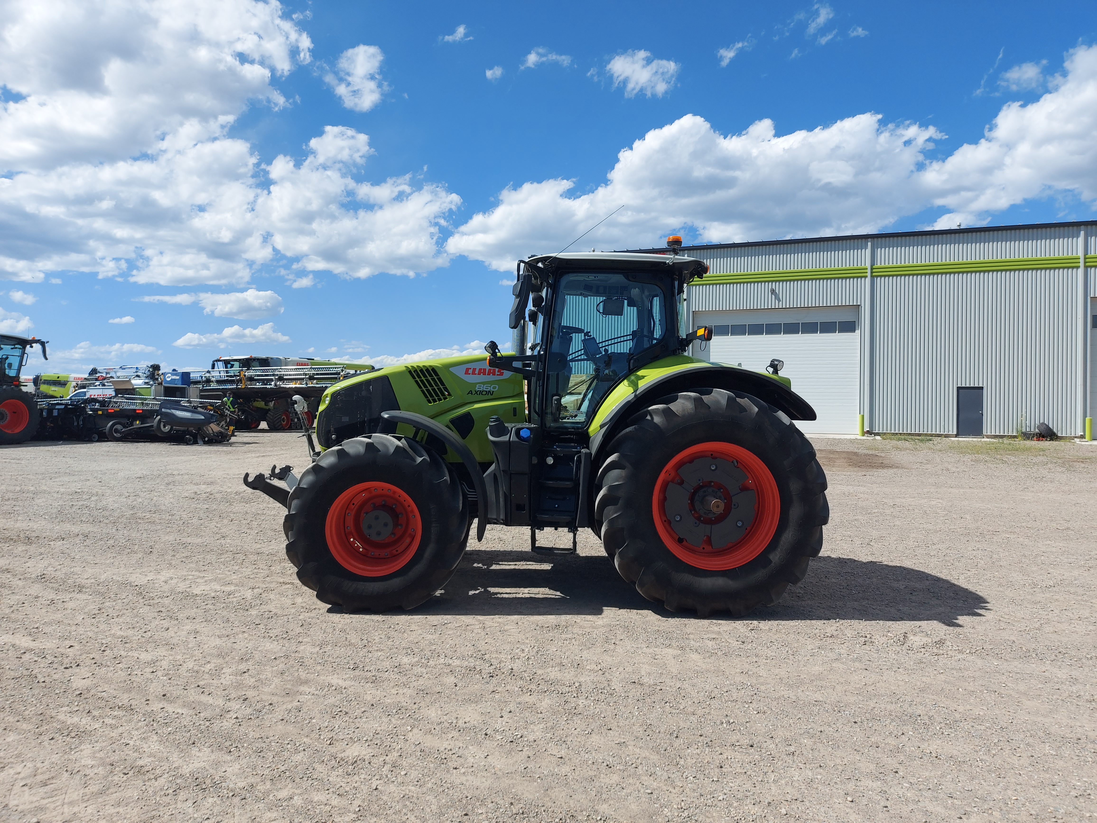 2021 CLAAS AXION 860 Tractor