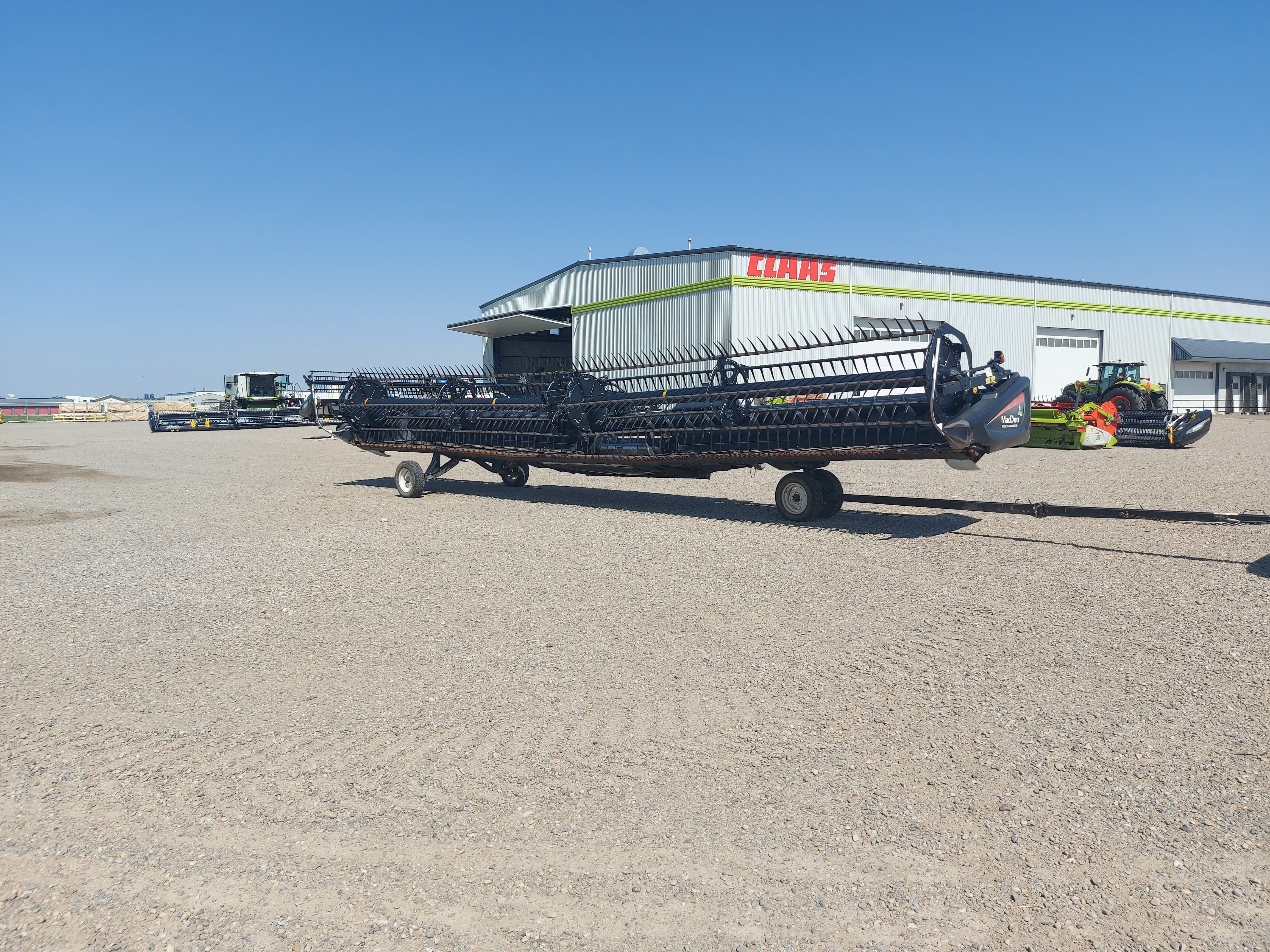 2013 MacDon FD75-40 Header Combine