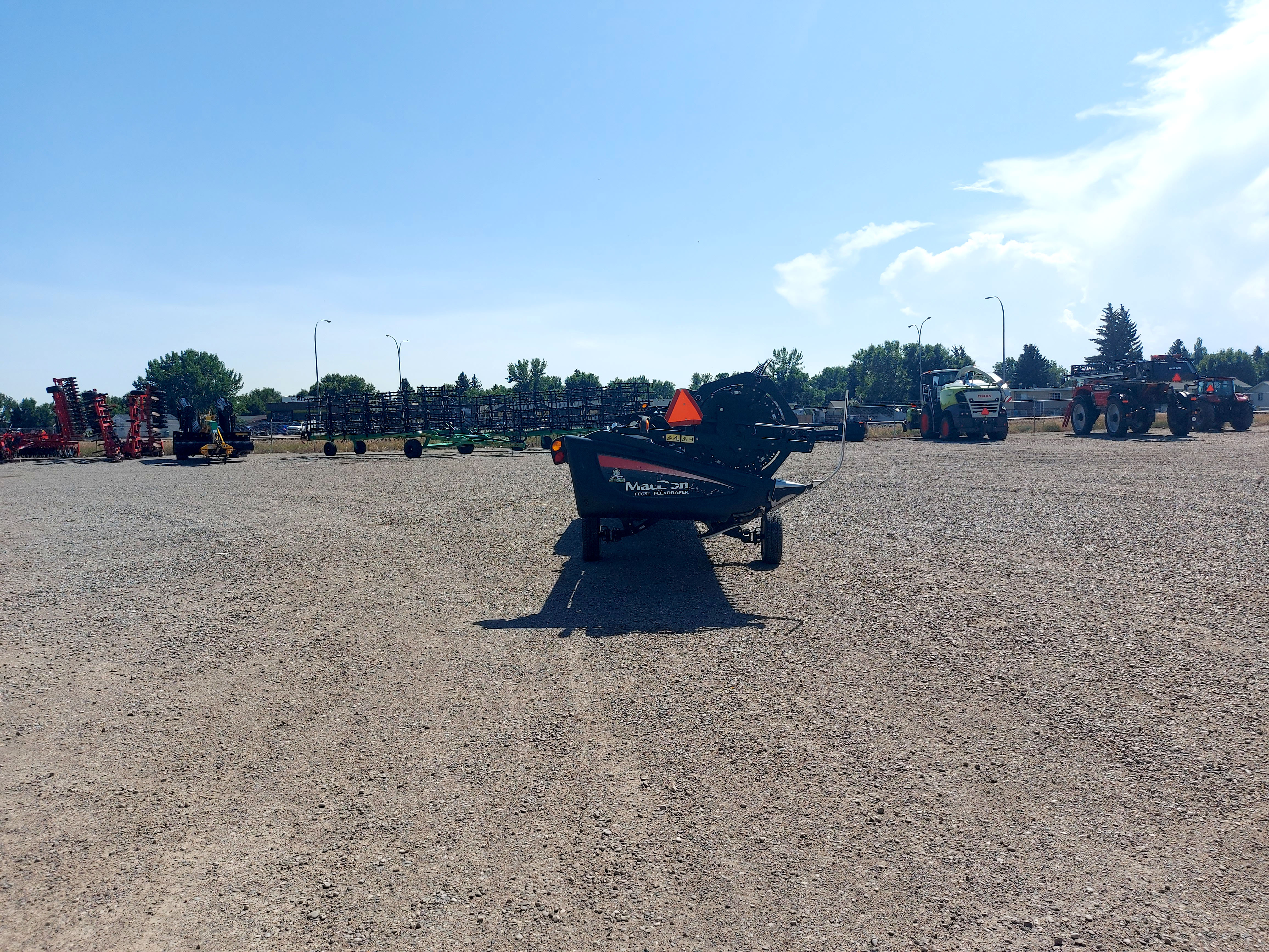 2013 MacDon FD75-40 Header Combine