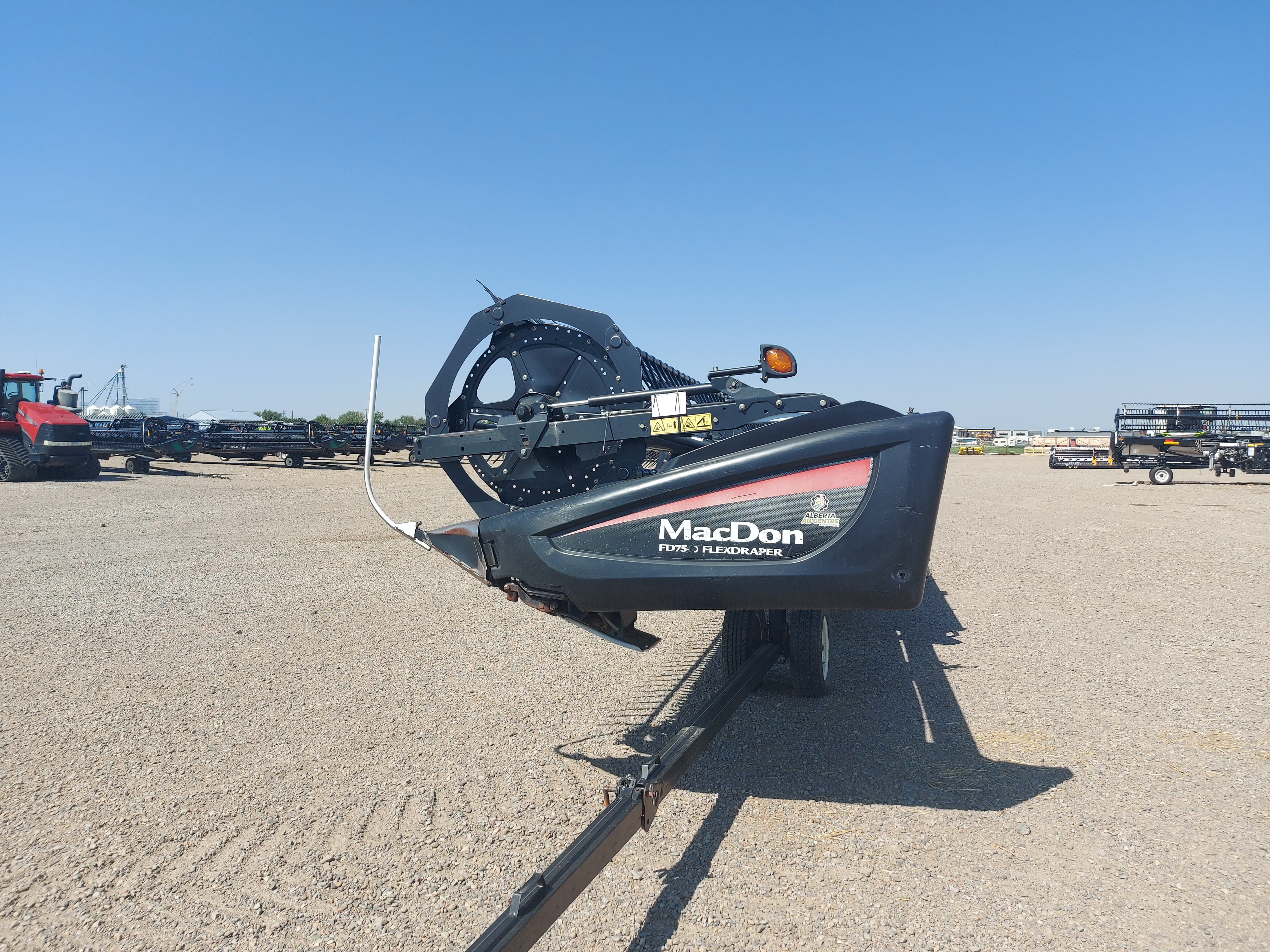 2013 MacDon FD75-40 Header Combine