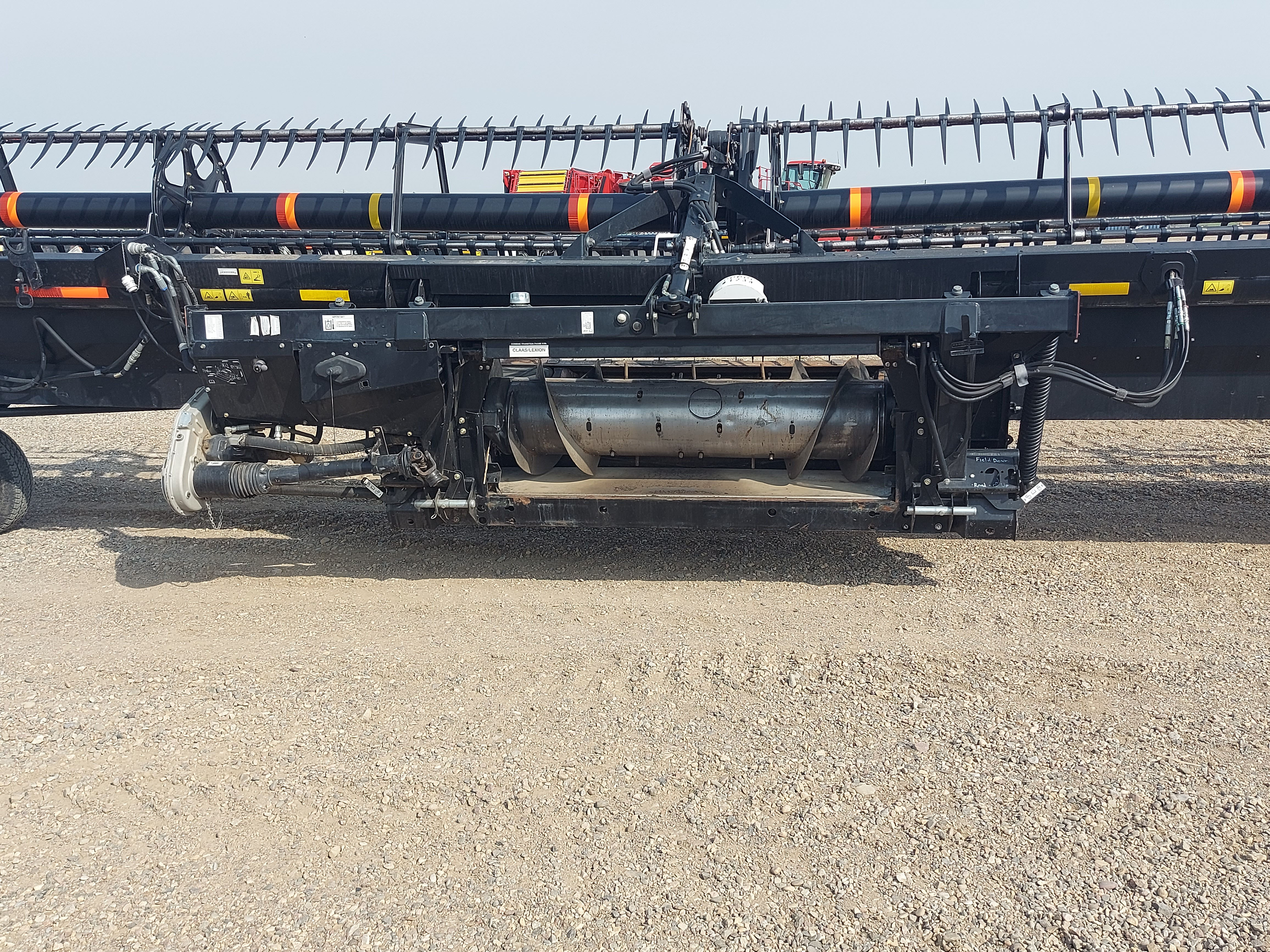 2014 MacDon D65-40 Header Combine