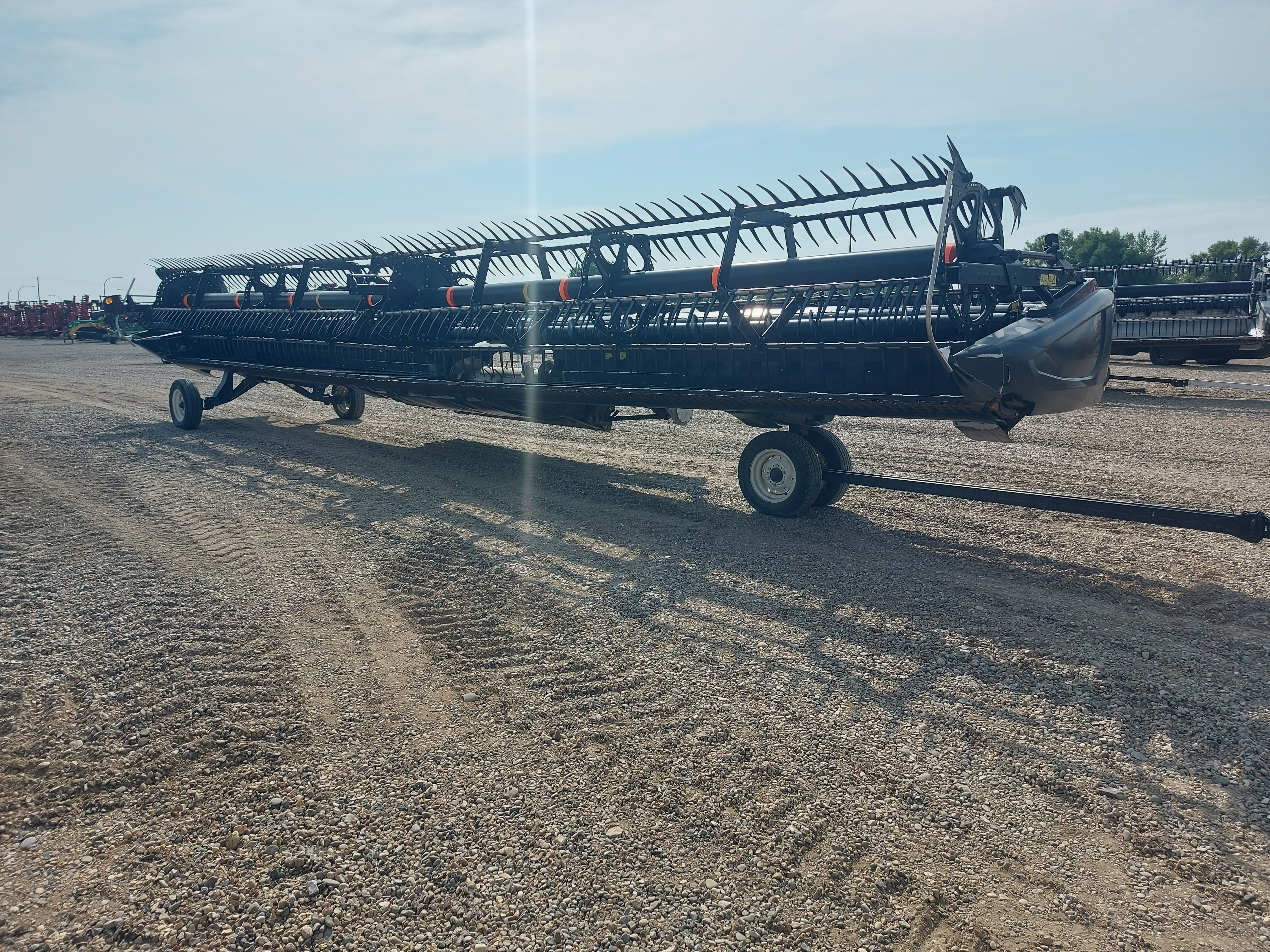 2014 MacDon D65-40 Header Combine