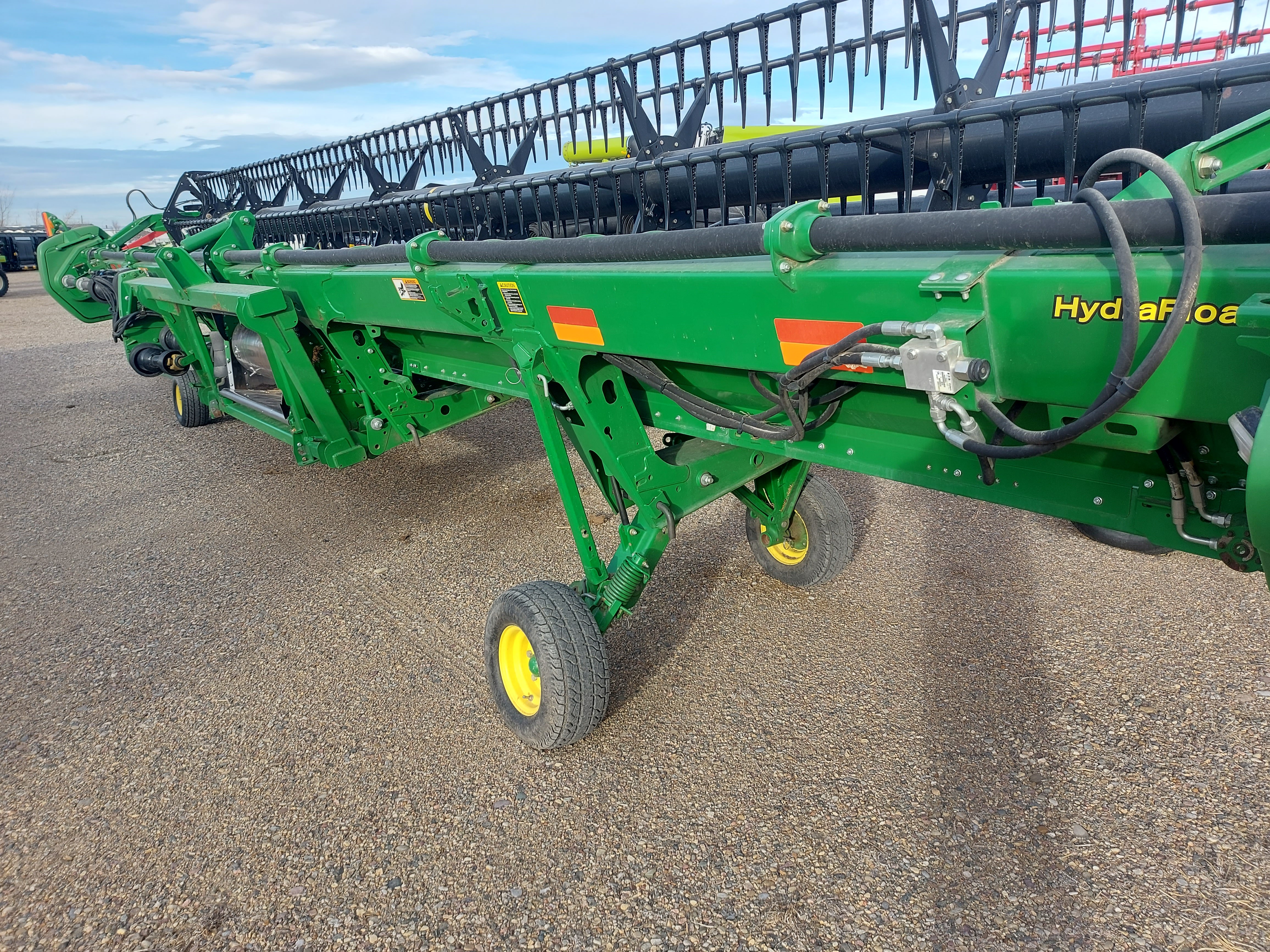 2017 John Deere 635D Header Combine