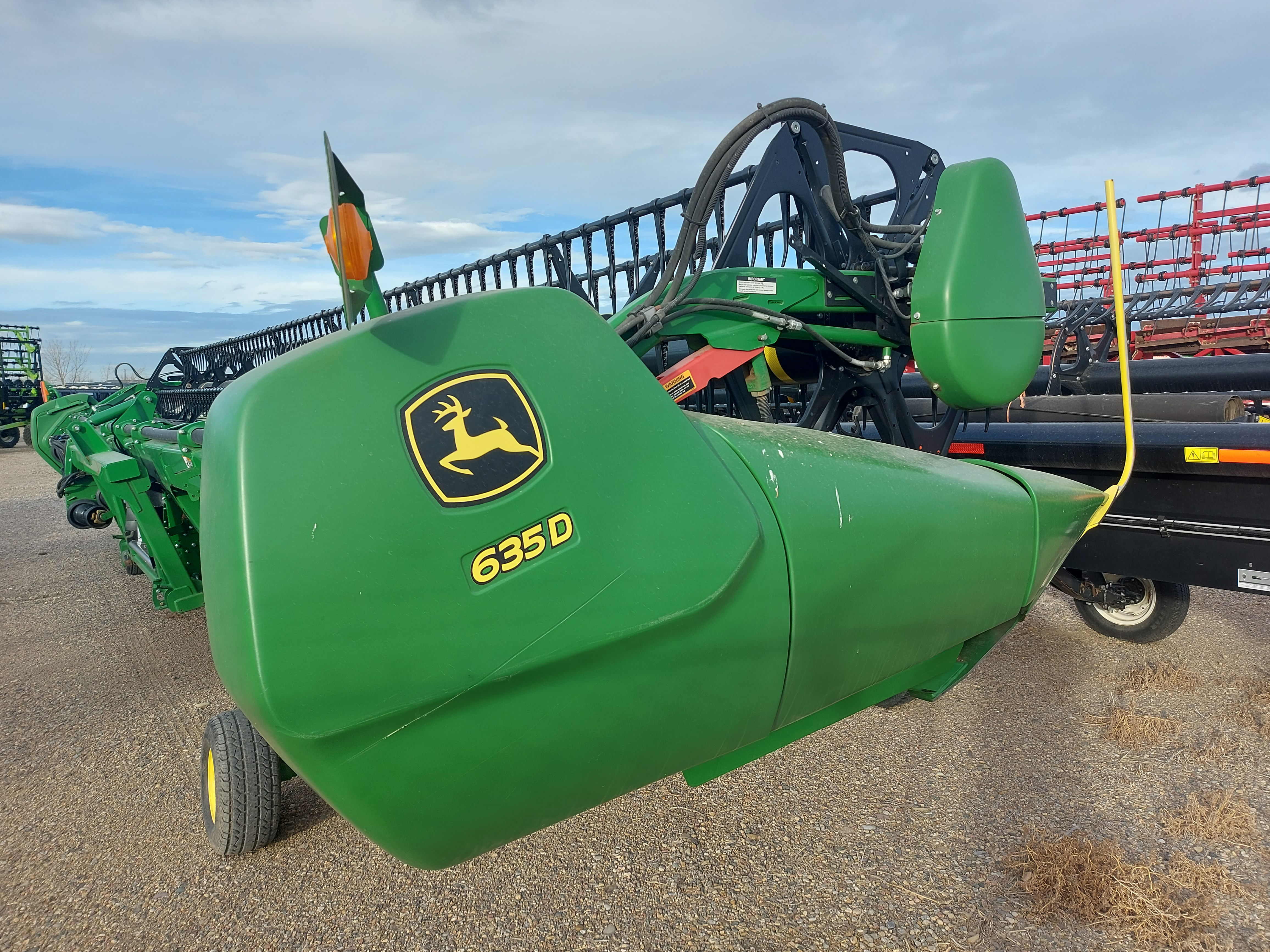 2017 John Deere 635D Header Combine