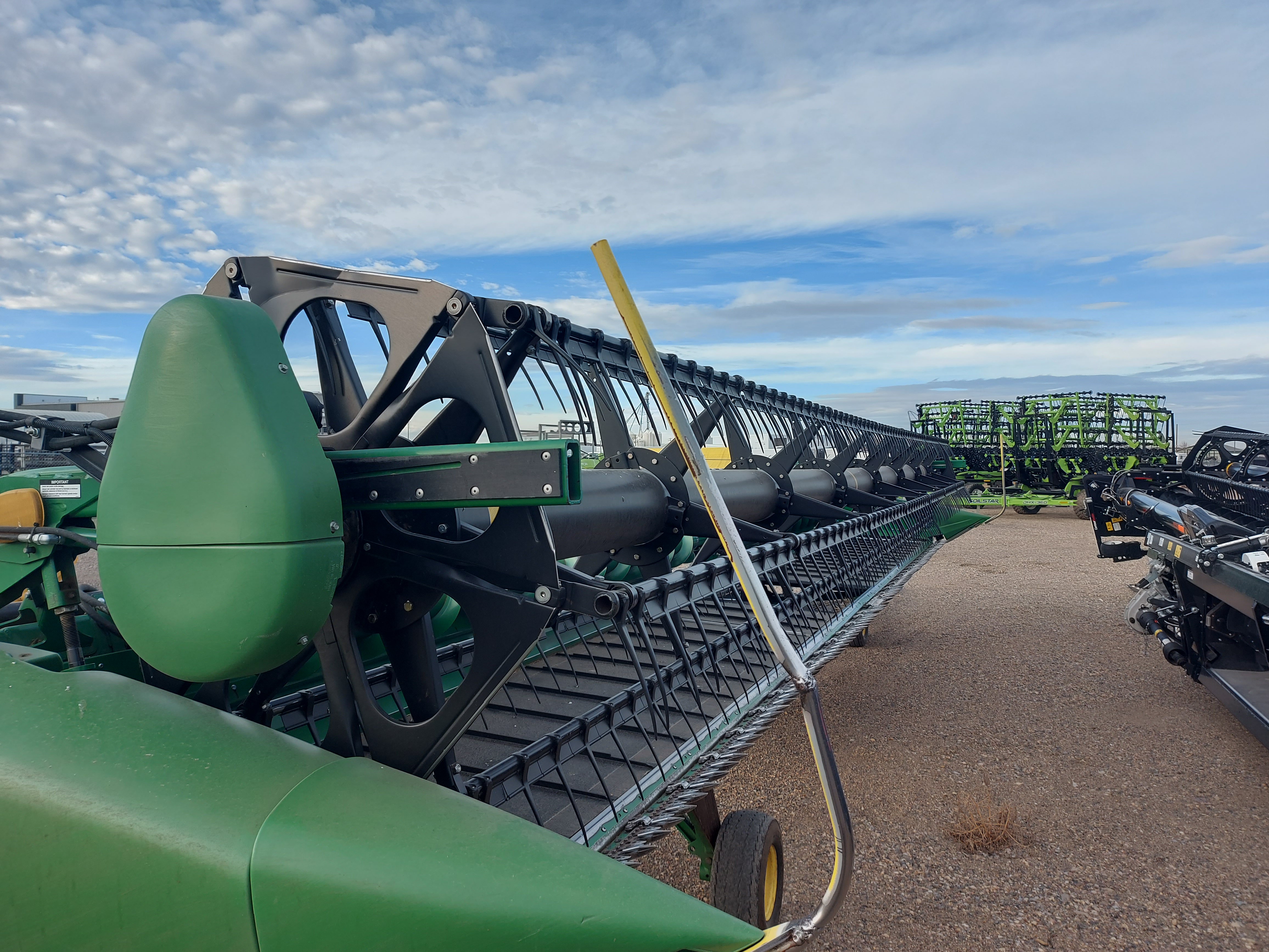 2013 John Deere 635D Header Combine