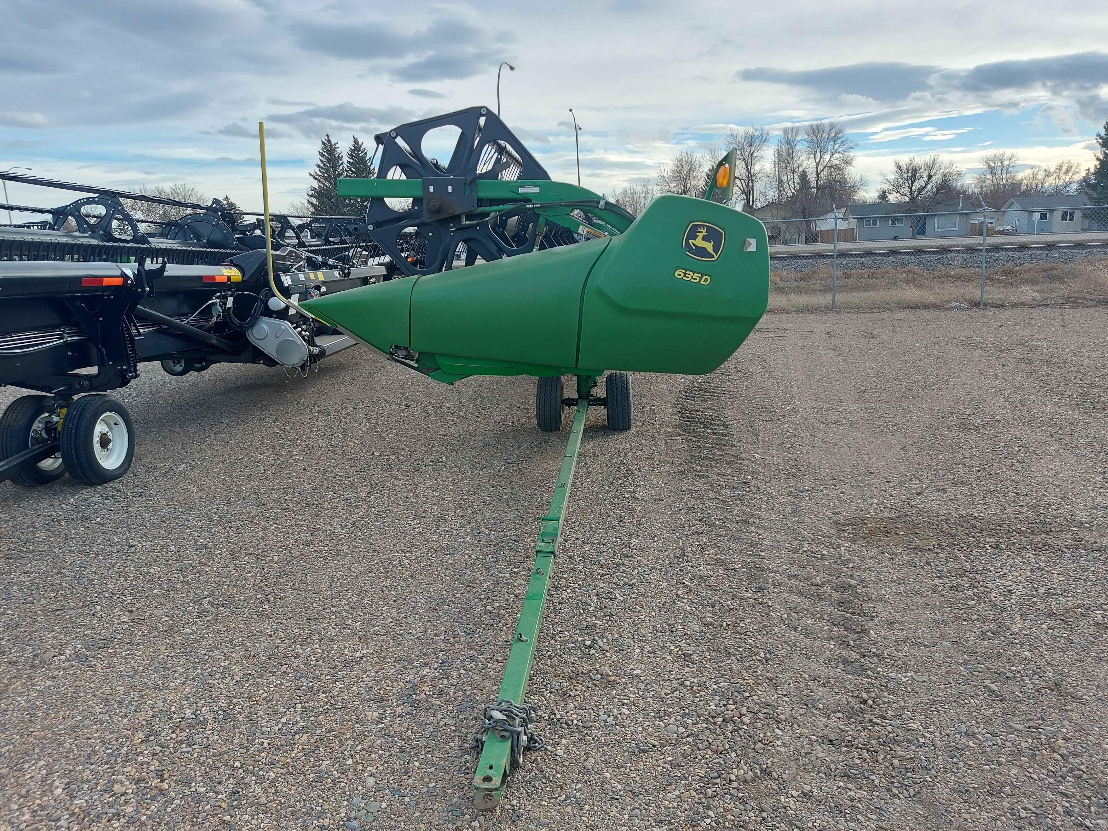 2013 John Deere 635D Header Combine