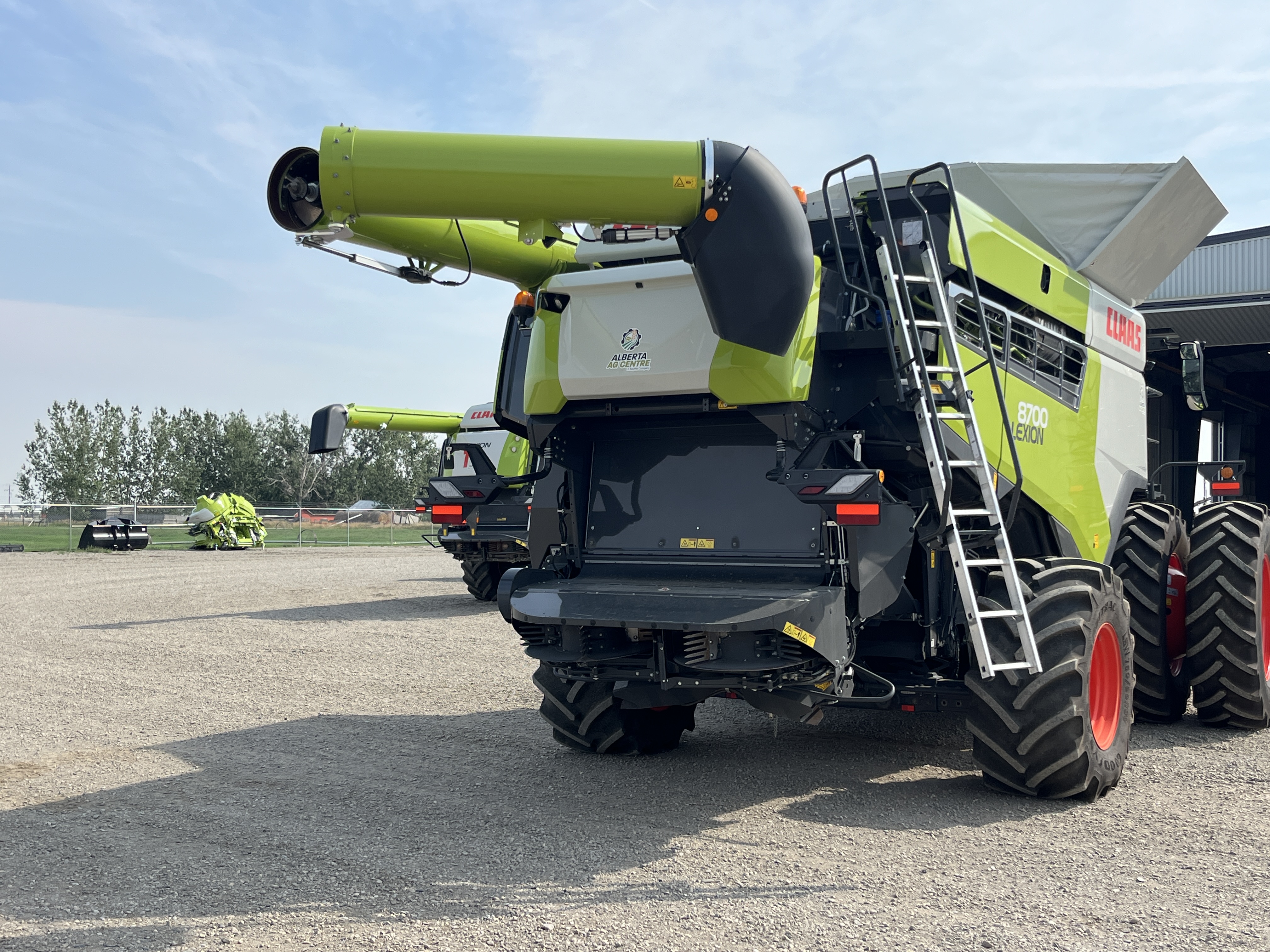 2023 CLAAS 8700 Combine