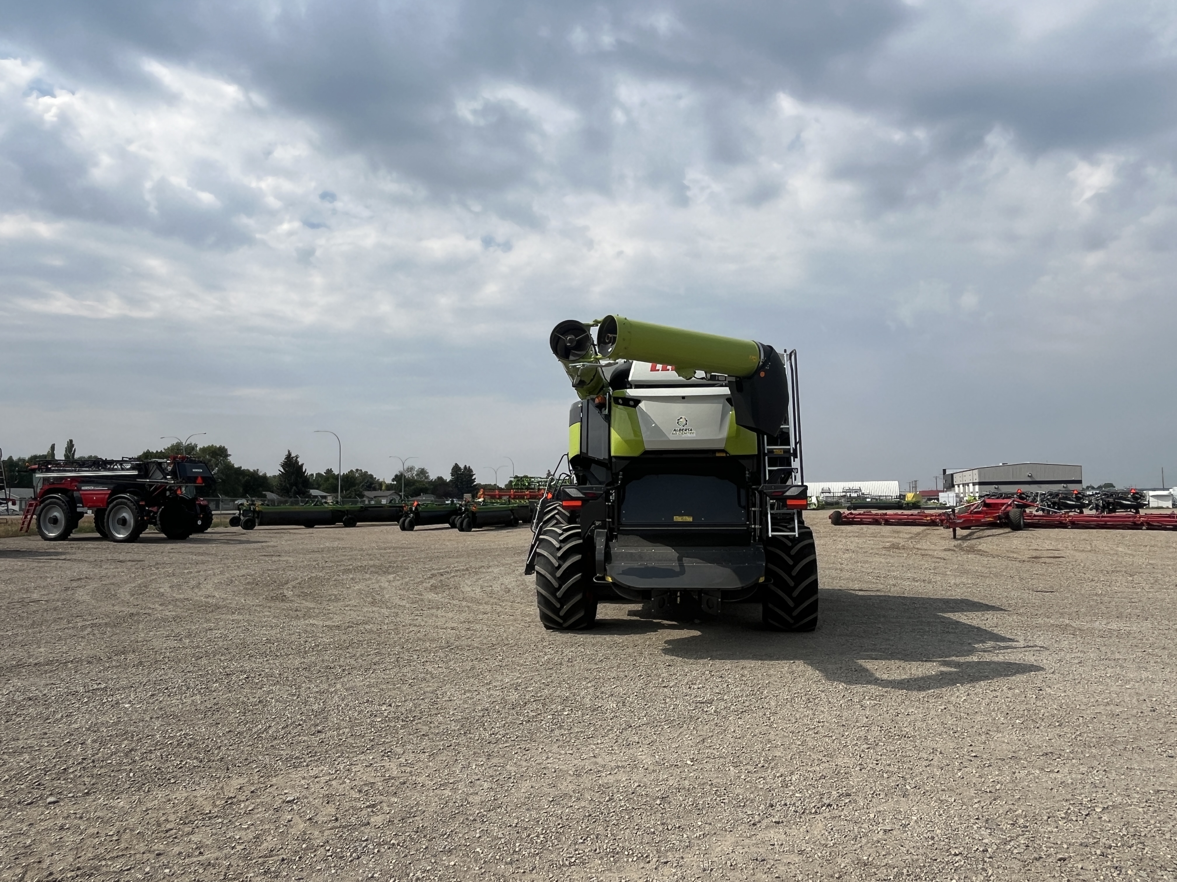 2023 CLAAS 8700 Combine