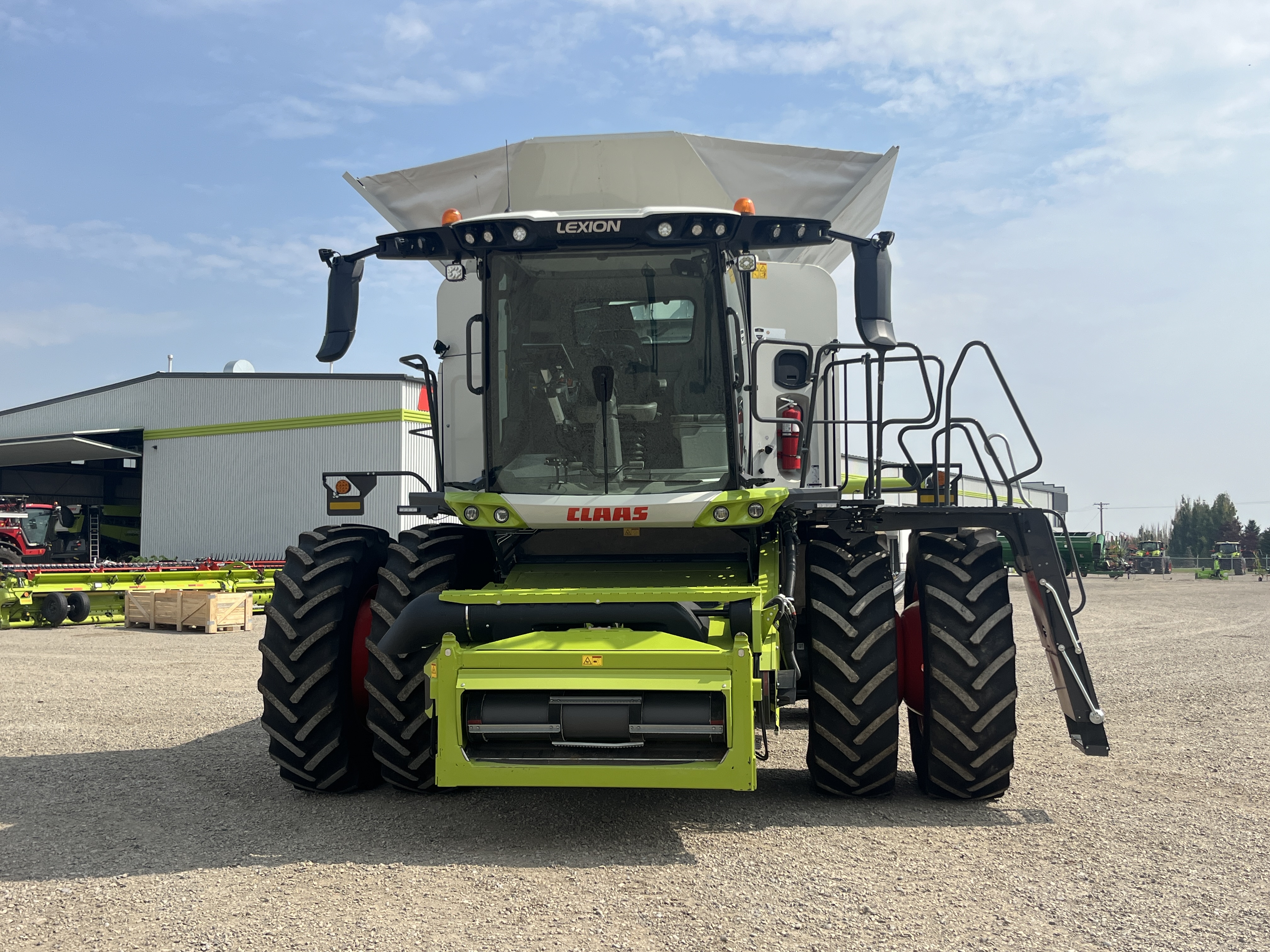 2023 CLAAS 8700 Combine