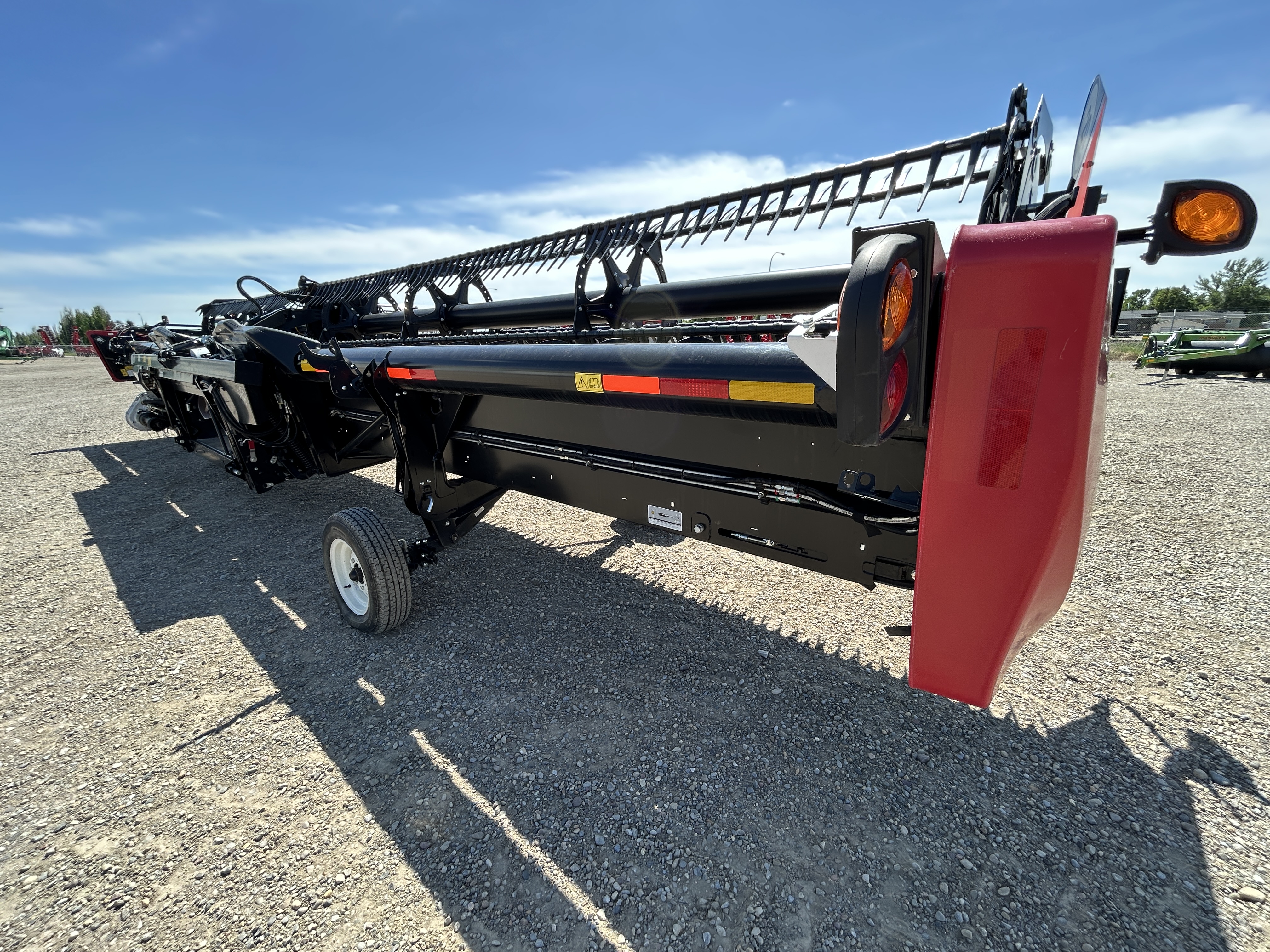 2022 MacDon FD140 Header Combine