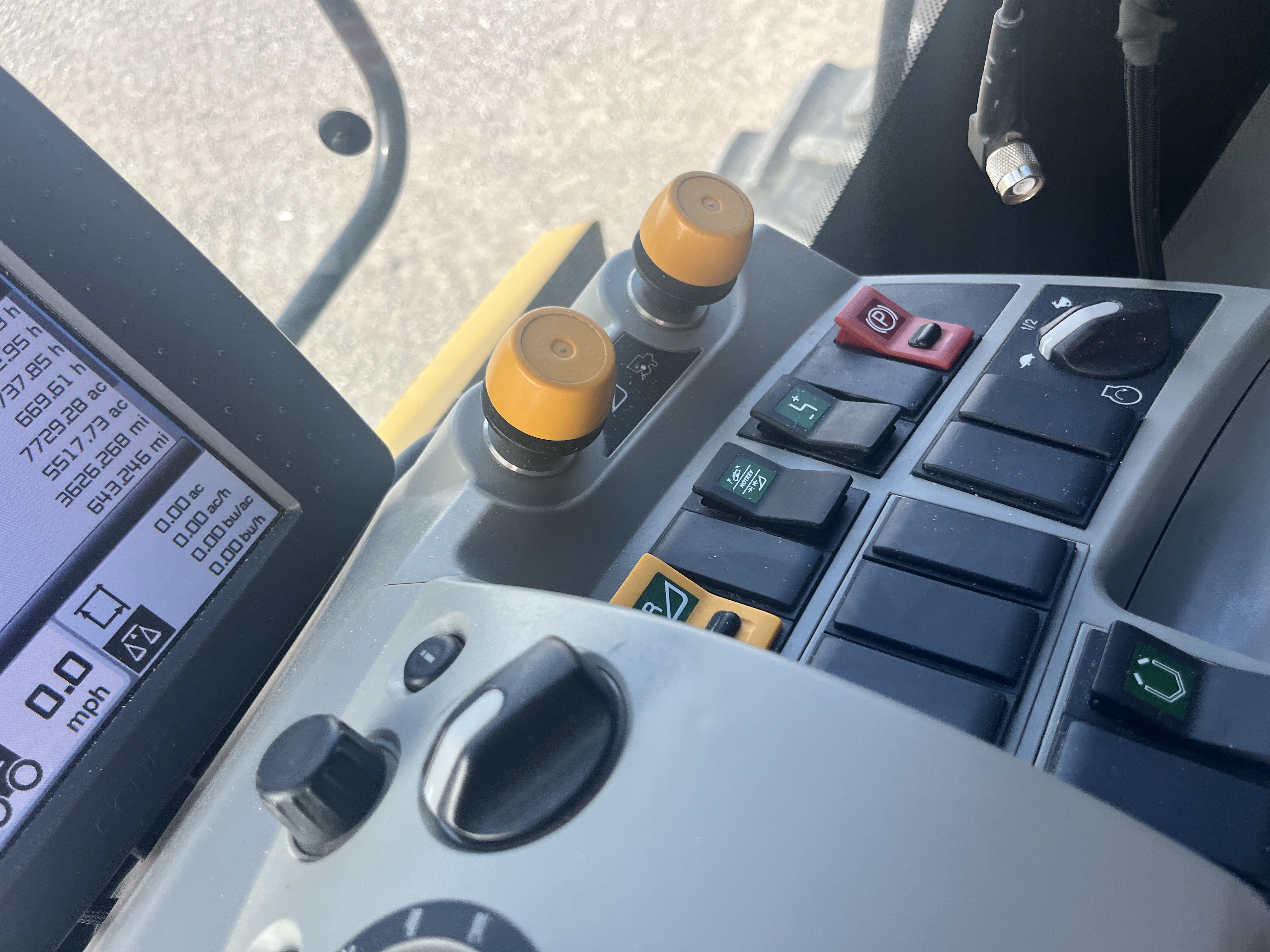 2019 CLAAS 760 Combine