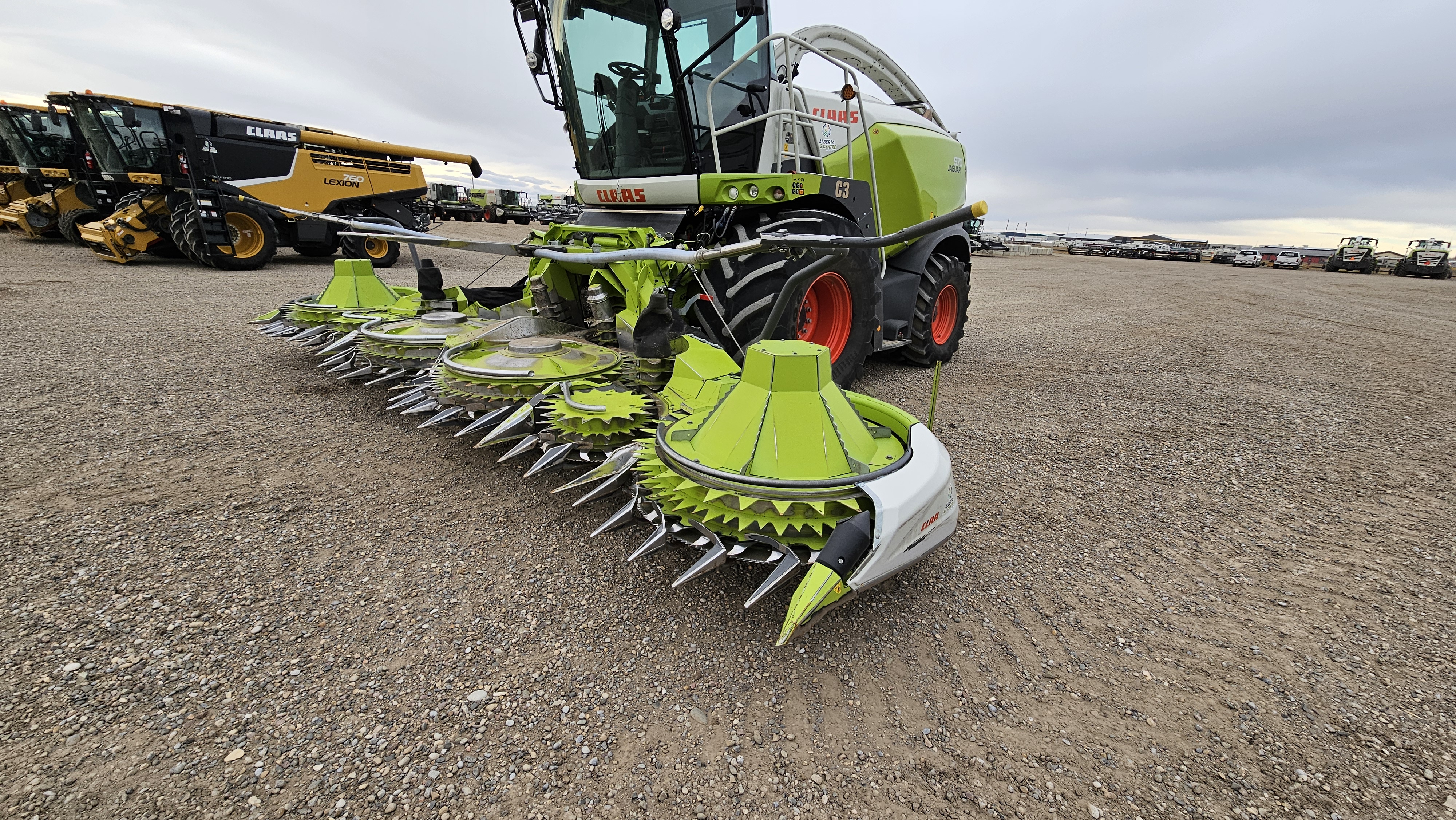 2022 CLAAS ORBIS 750 Header Forage
