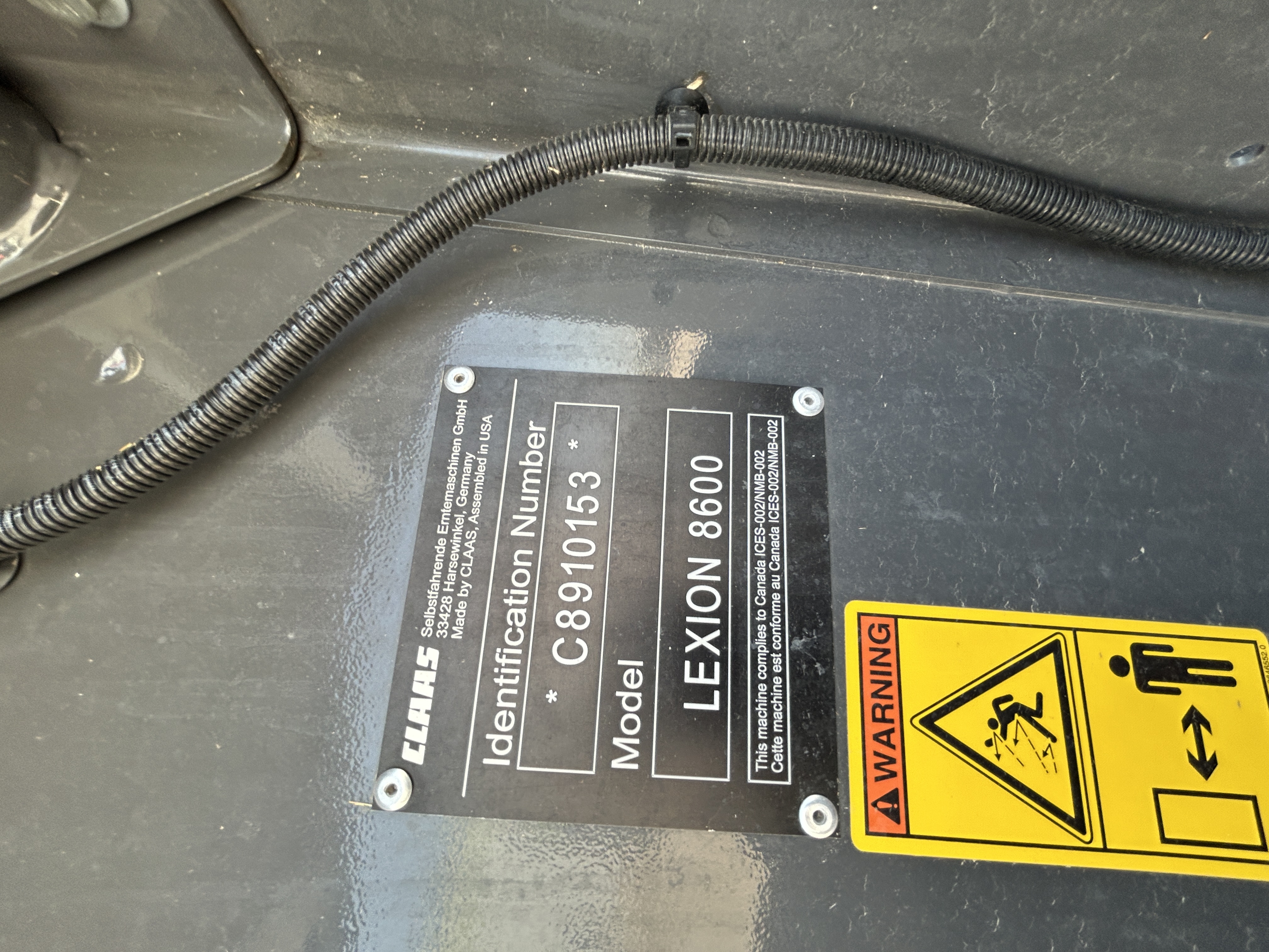 2023 CLAAS 8600 Combine