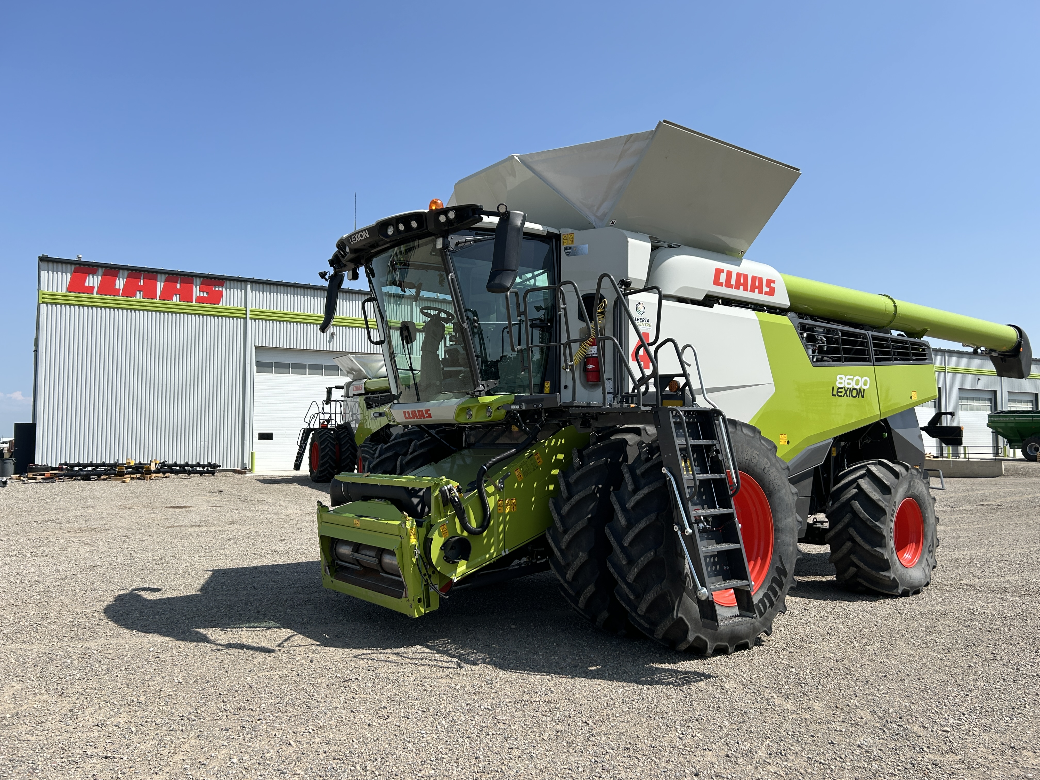 2023 CLAAS 8600 Combine