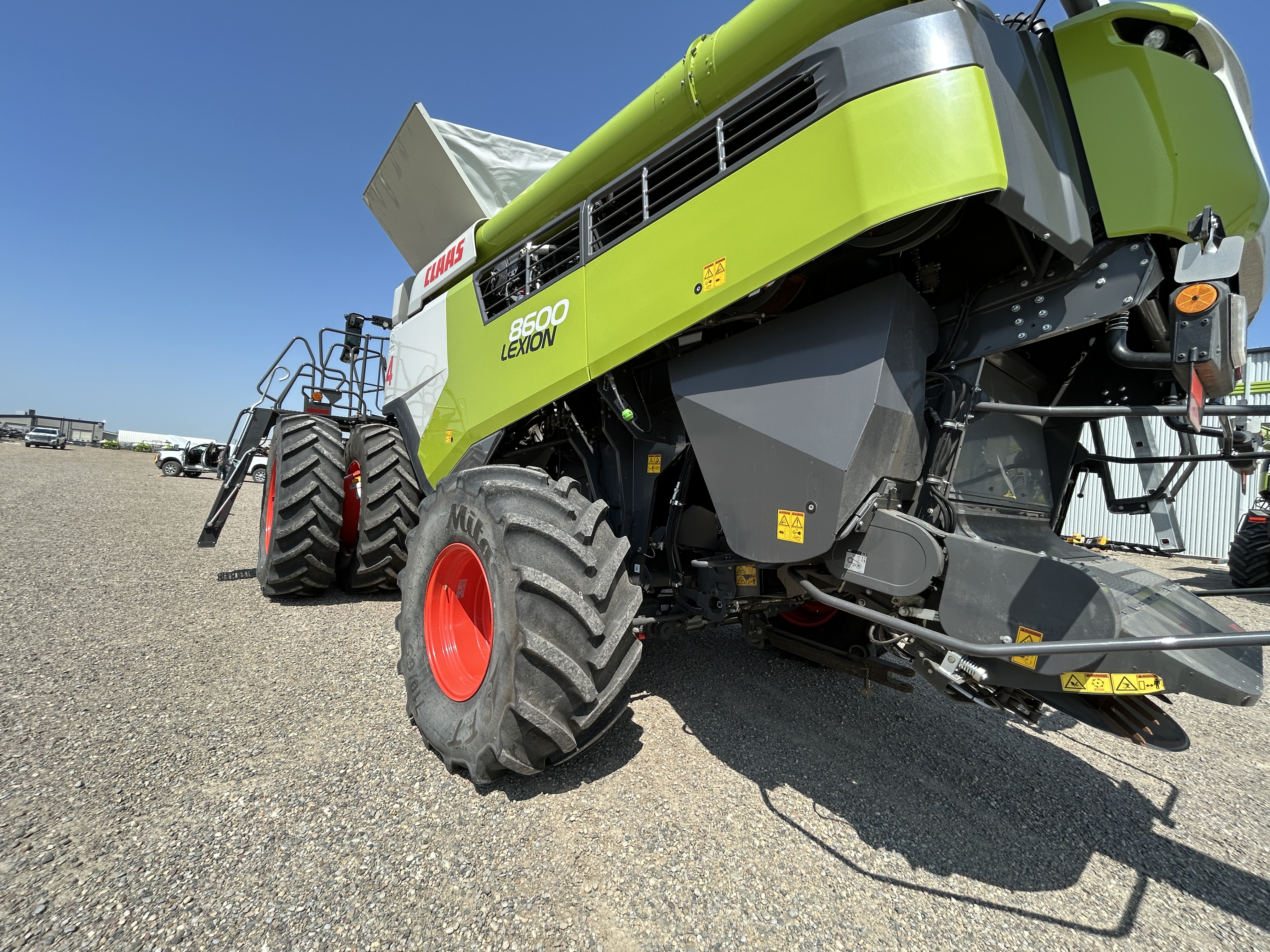 2023 CLAAS 8600 Combine