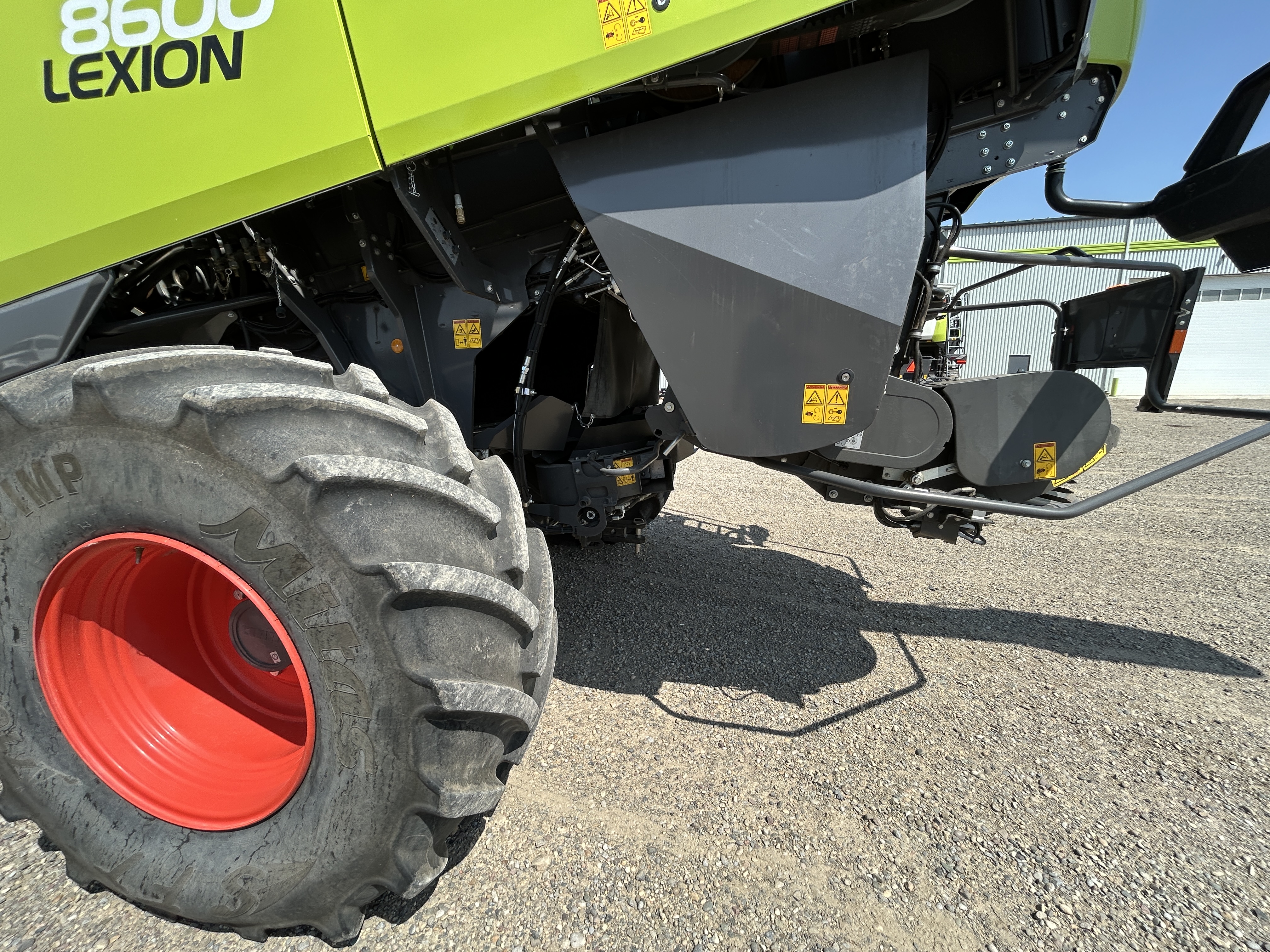 2023 CLAAS 8600 Combine