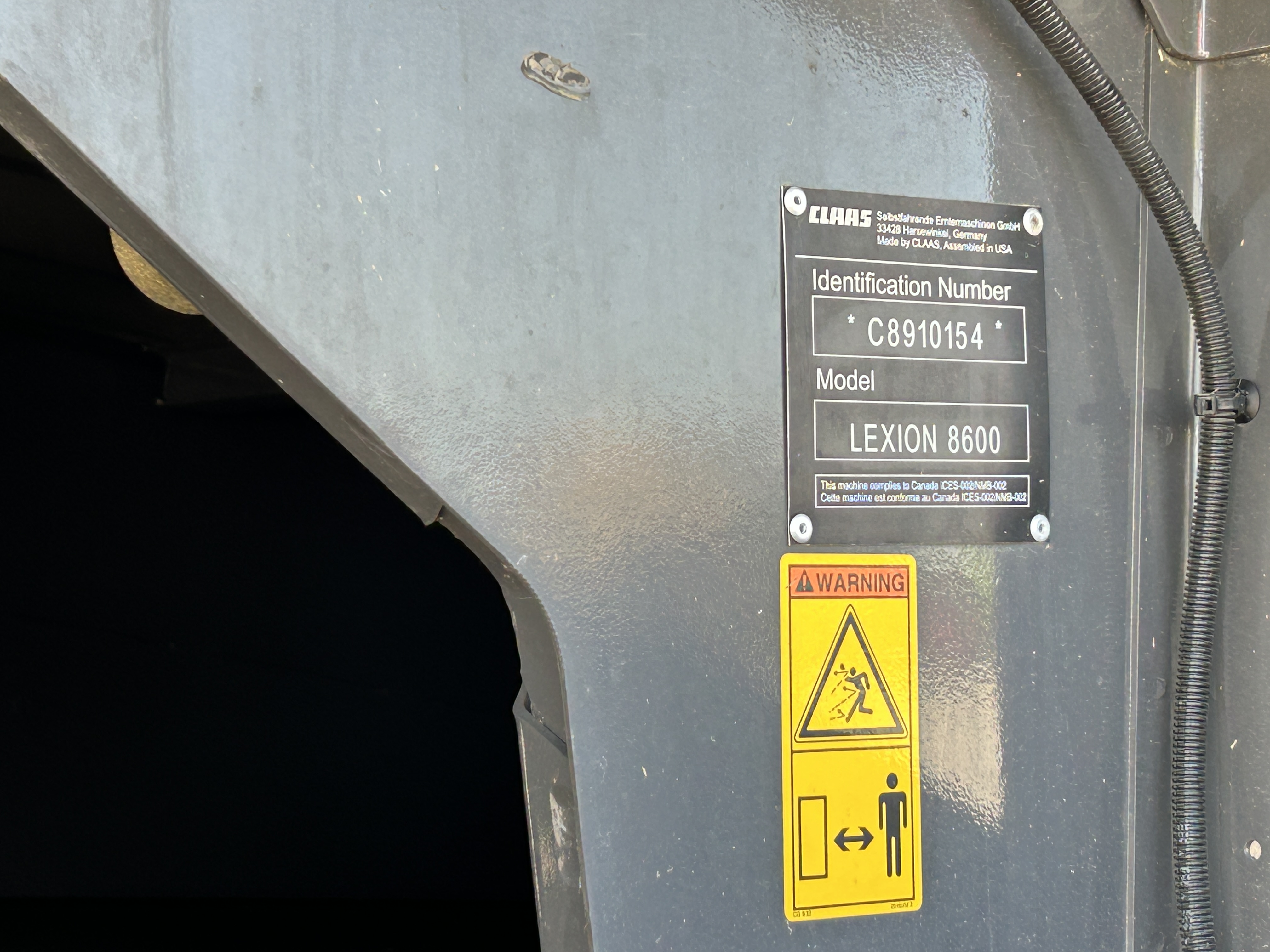 2023 CLAAS 8600 Combine