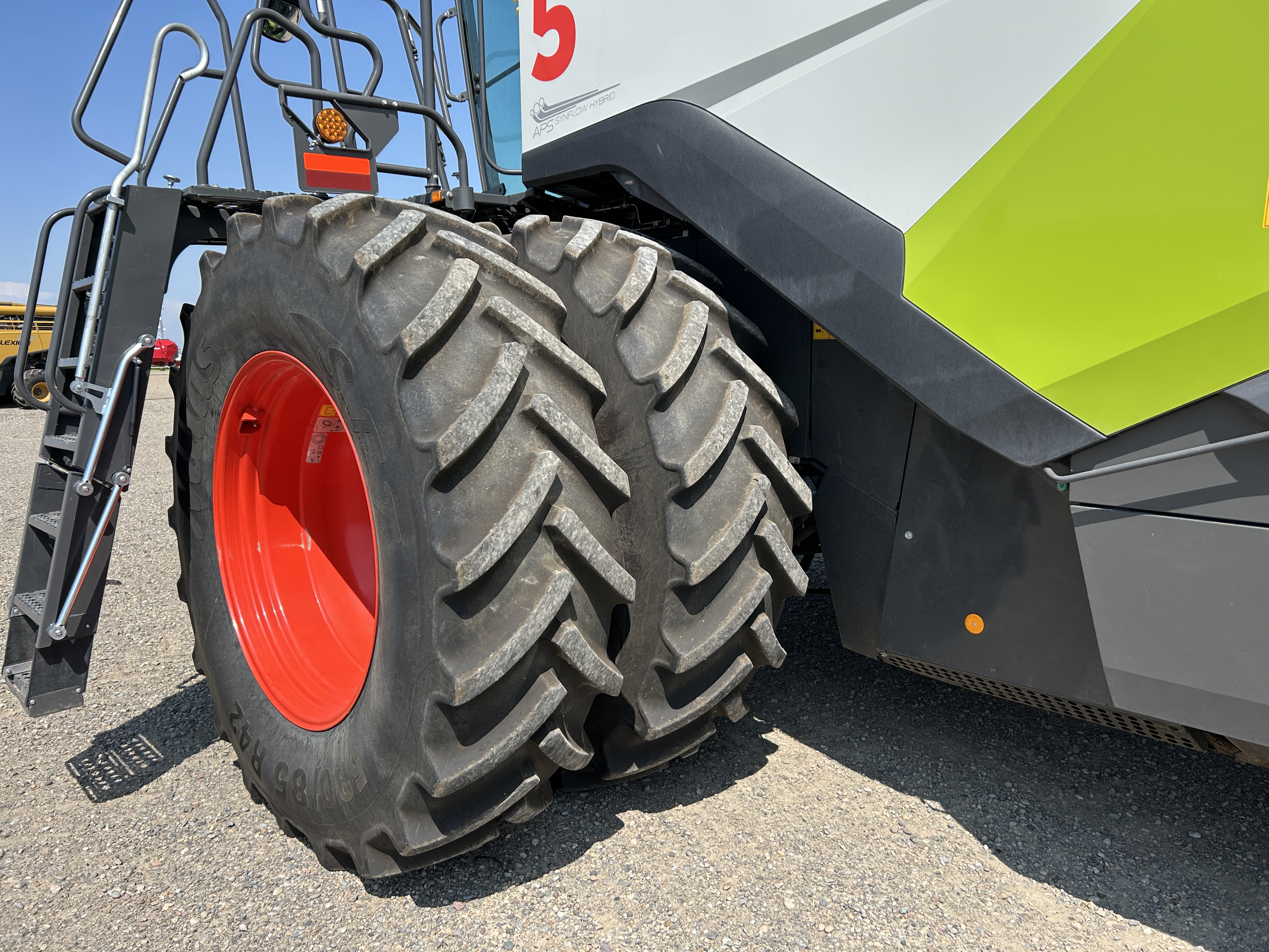 2023 CLAAS 8600 Combine