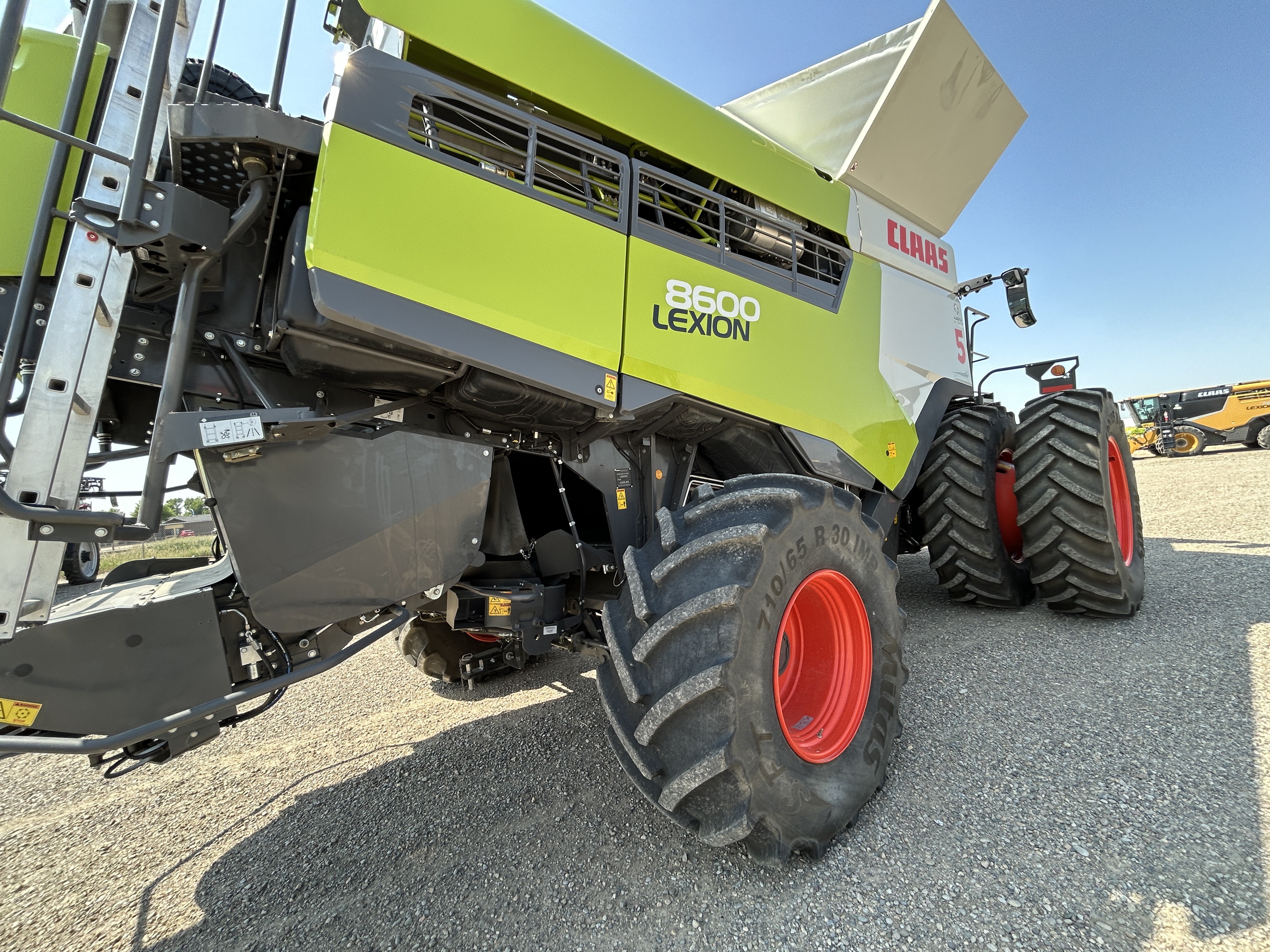 2023 CLAAS 8600 Combine