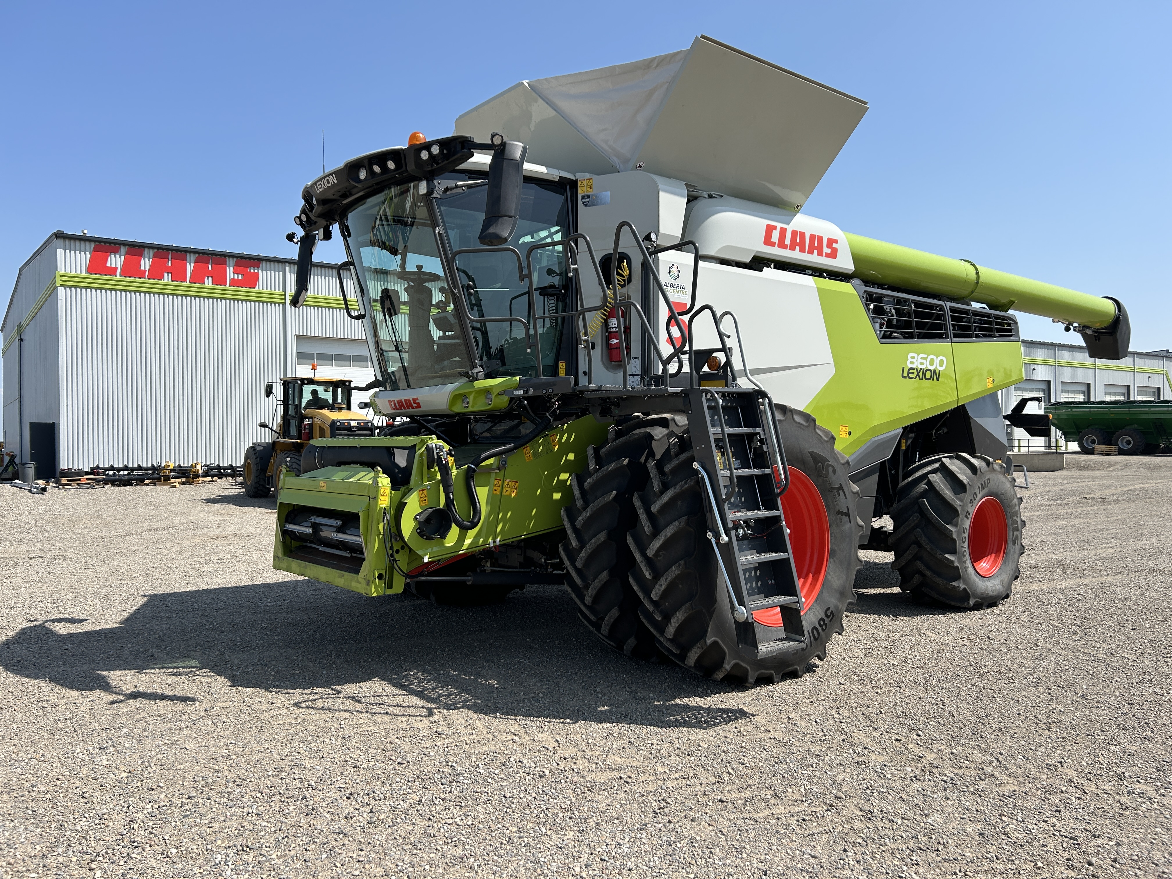 2023 CLAAS 8600 Combine