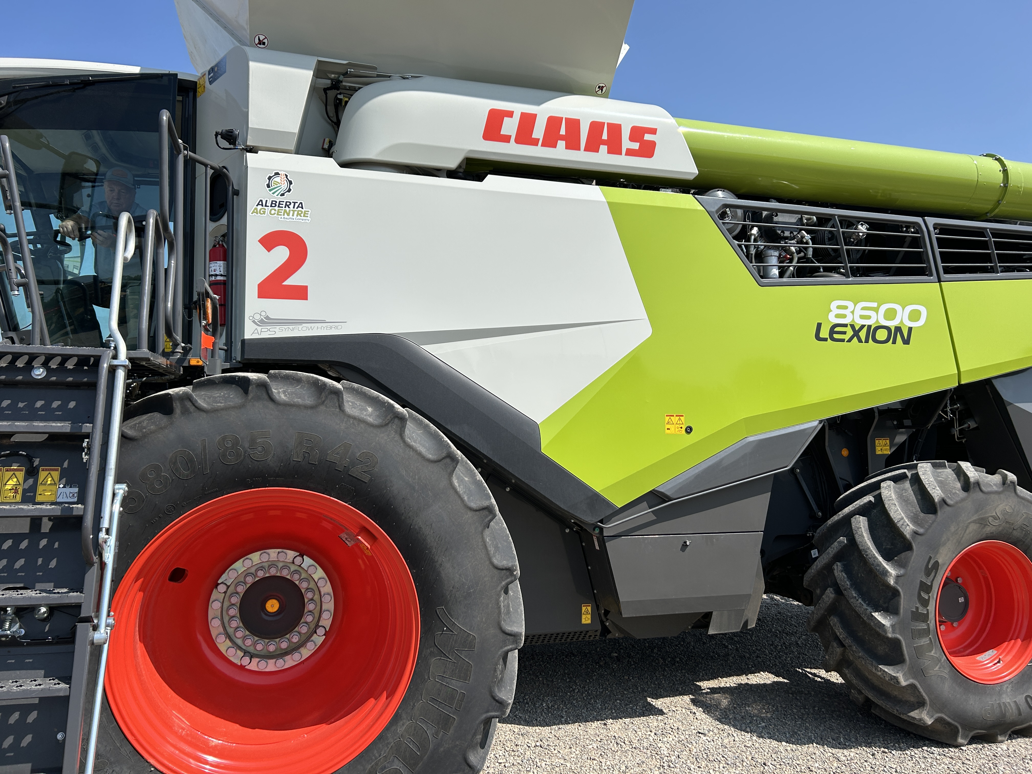 2023 CLAAS 8600 Combine