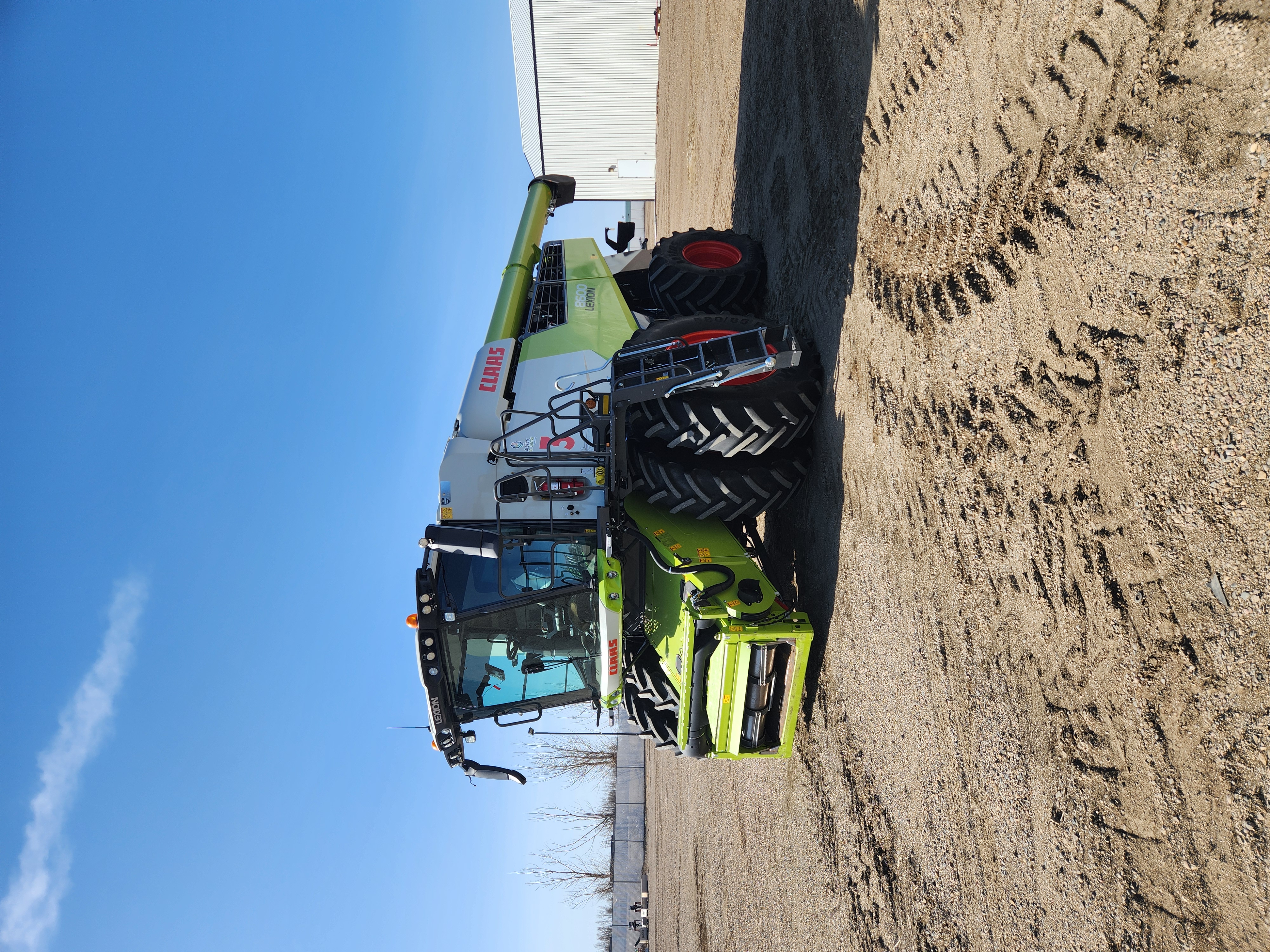 2023 CLAAS 8600 Combine