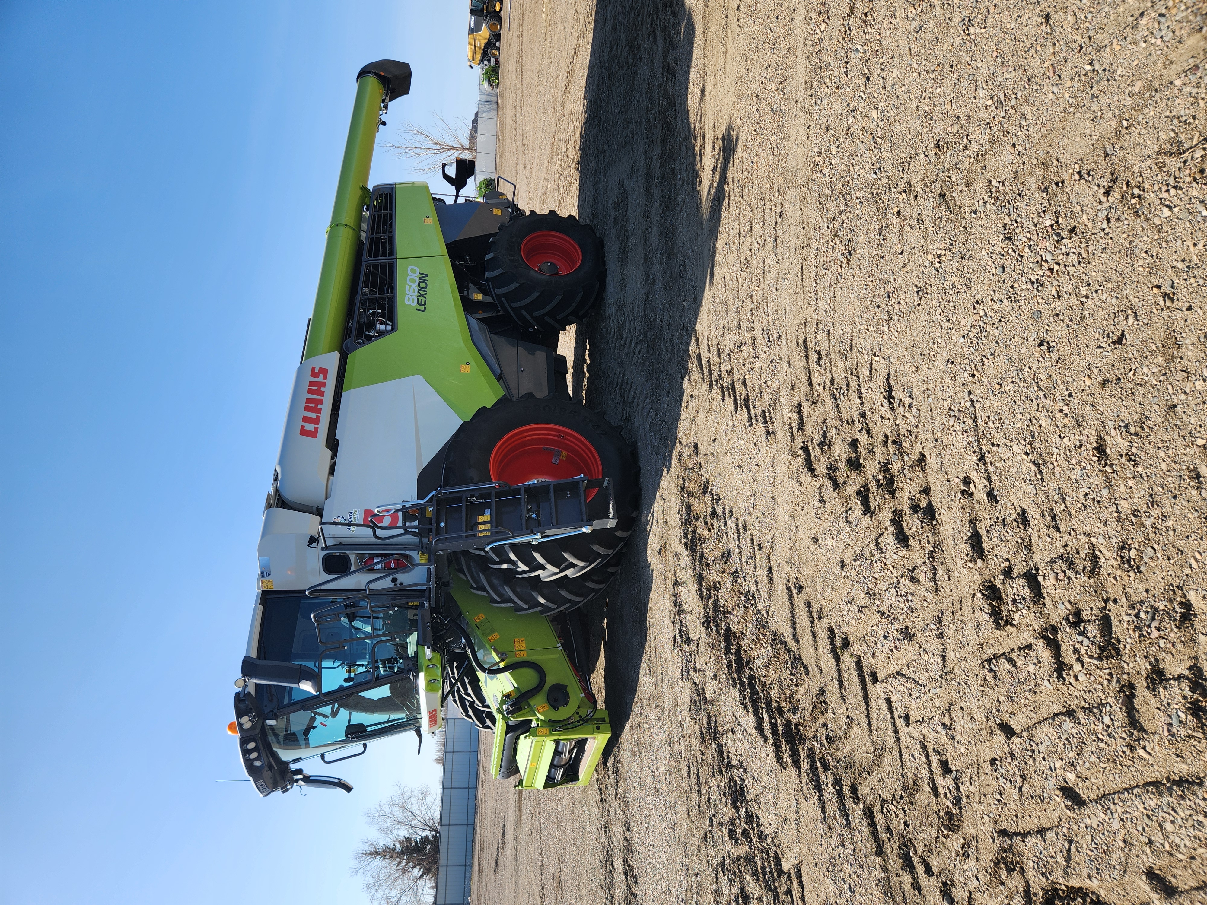 2023 CLAAS 8600 Combine