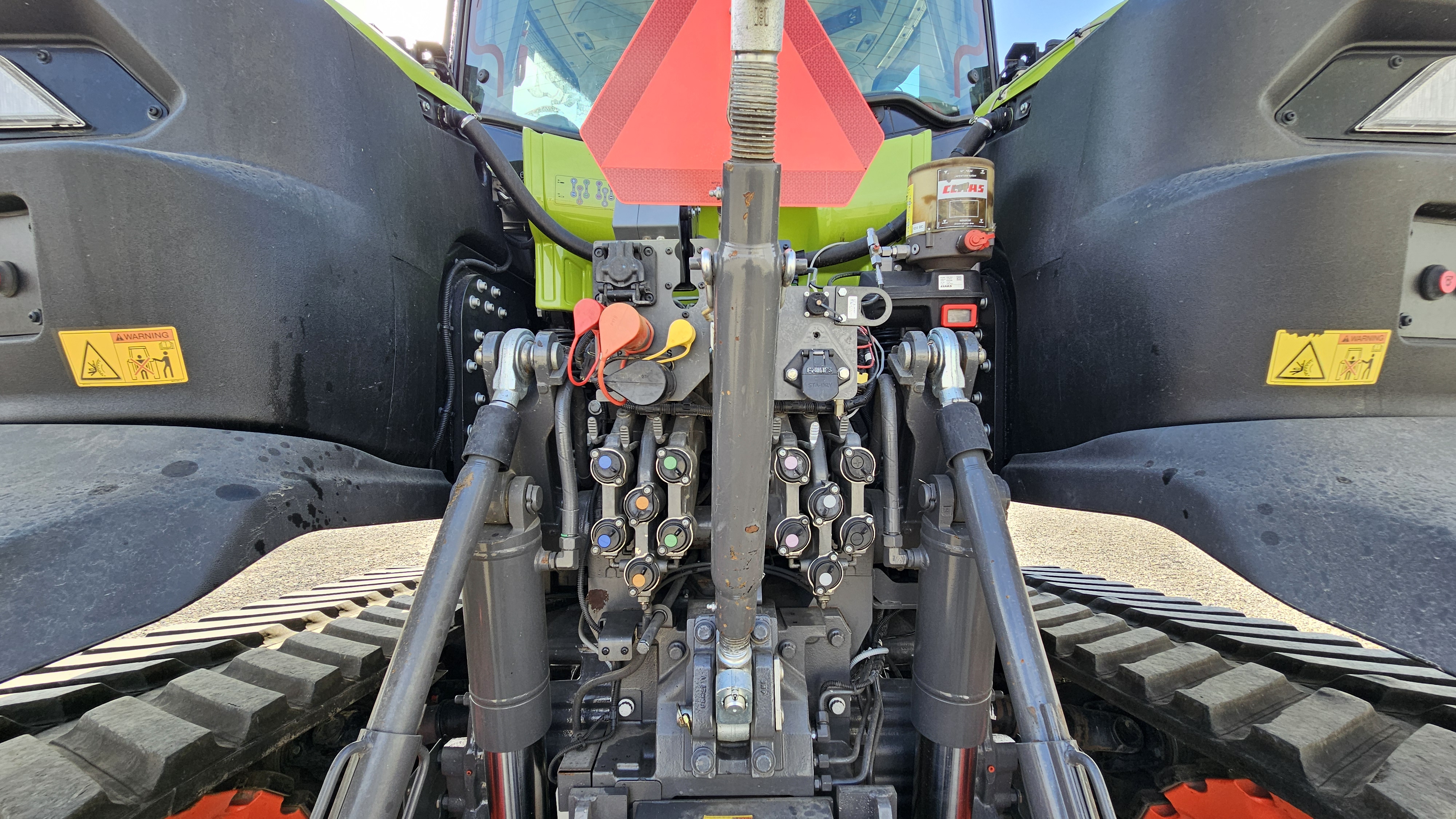 2021 CLAAS AXION 960TT Tractor