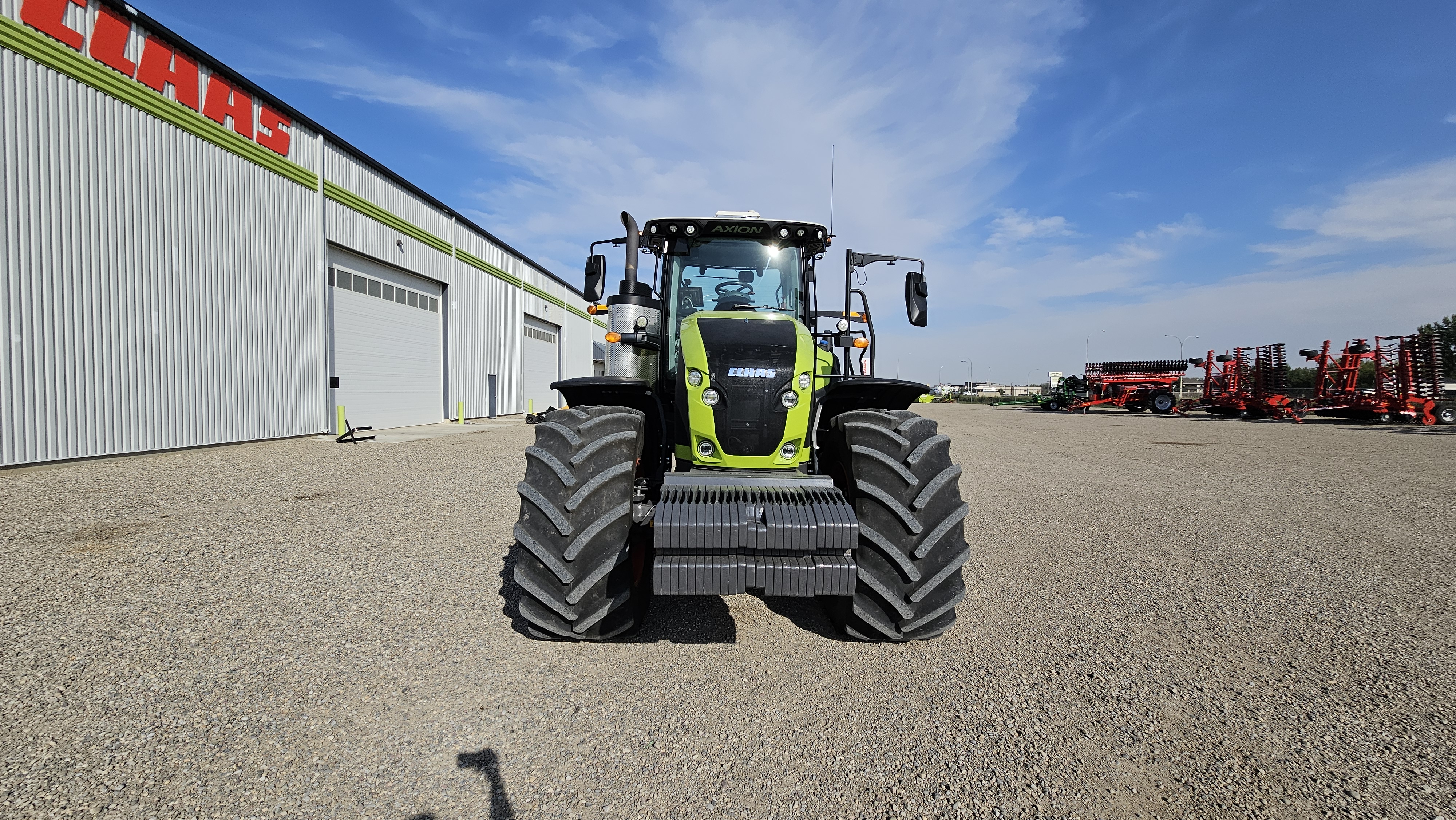 2021 CLAAS AXION 960TT Tractor