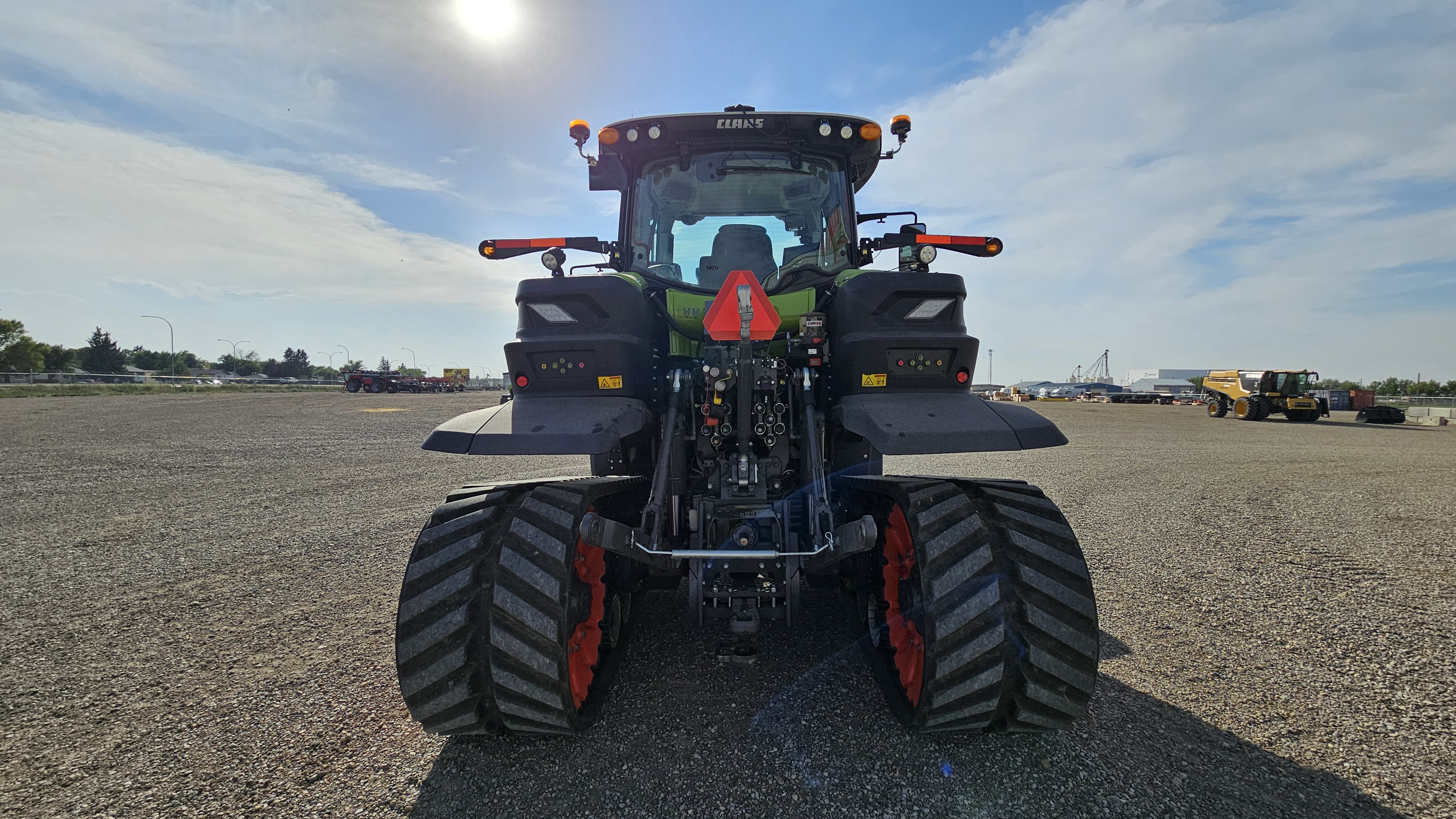 2021 CLAAS AXION 960TT Tractor