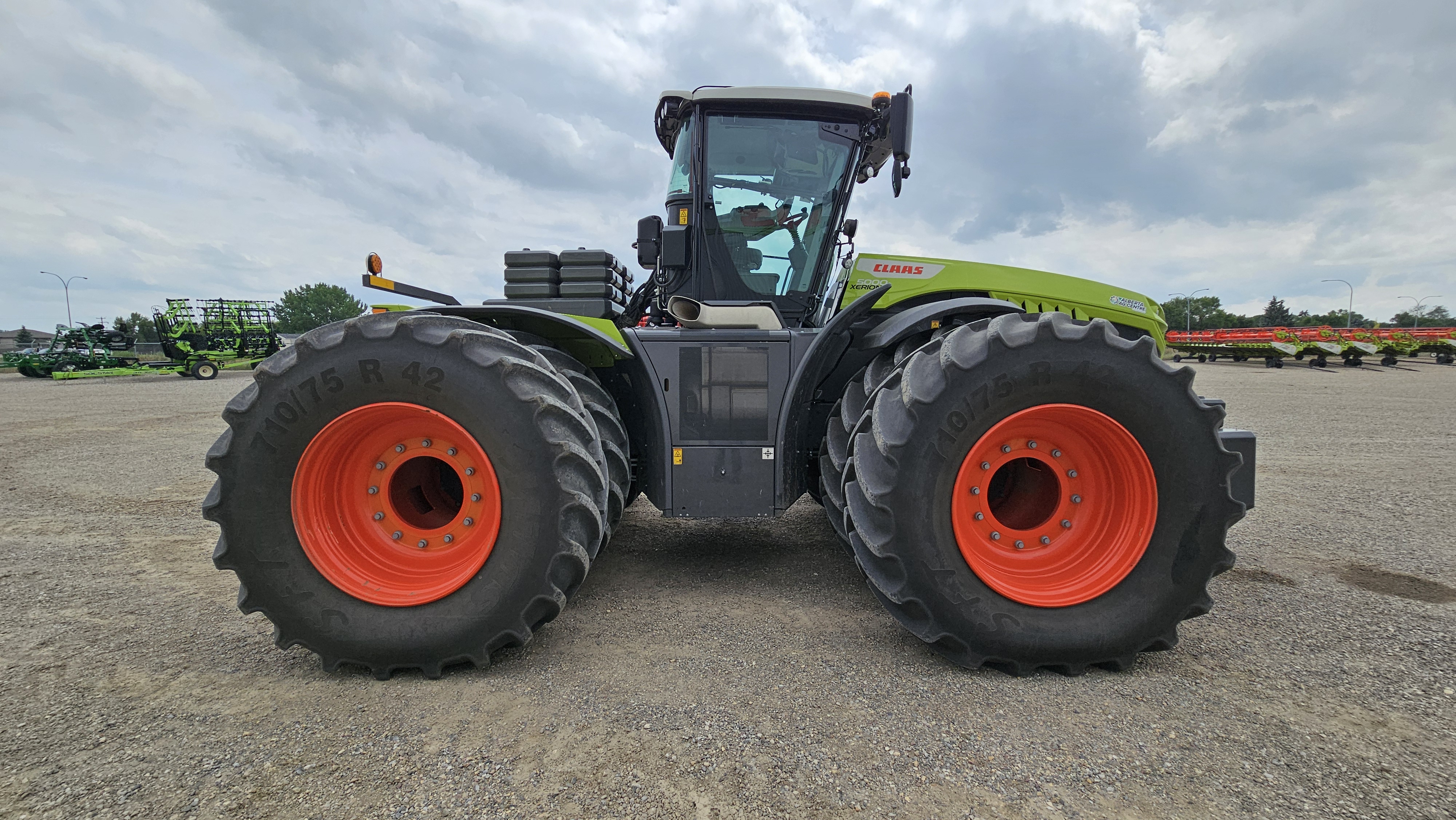 2024 CLAAS 5000 Tractor