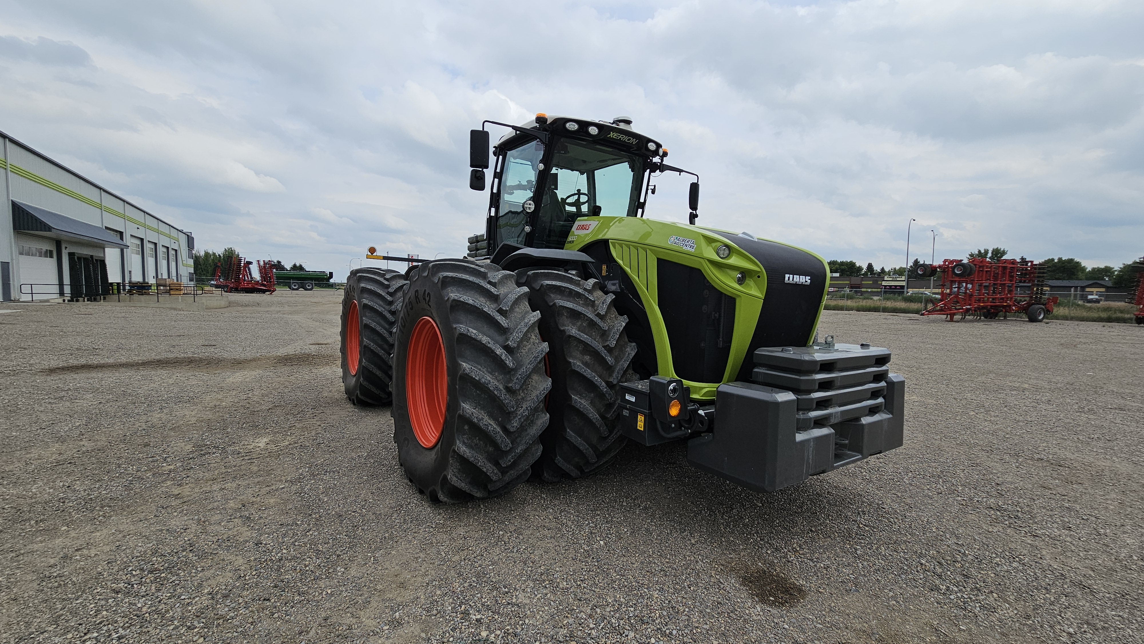 2024 CLAAS 5000 Tractor