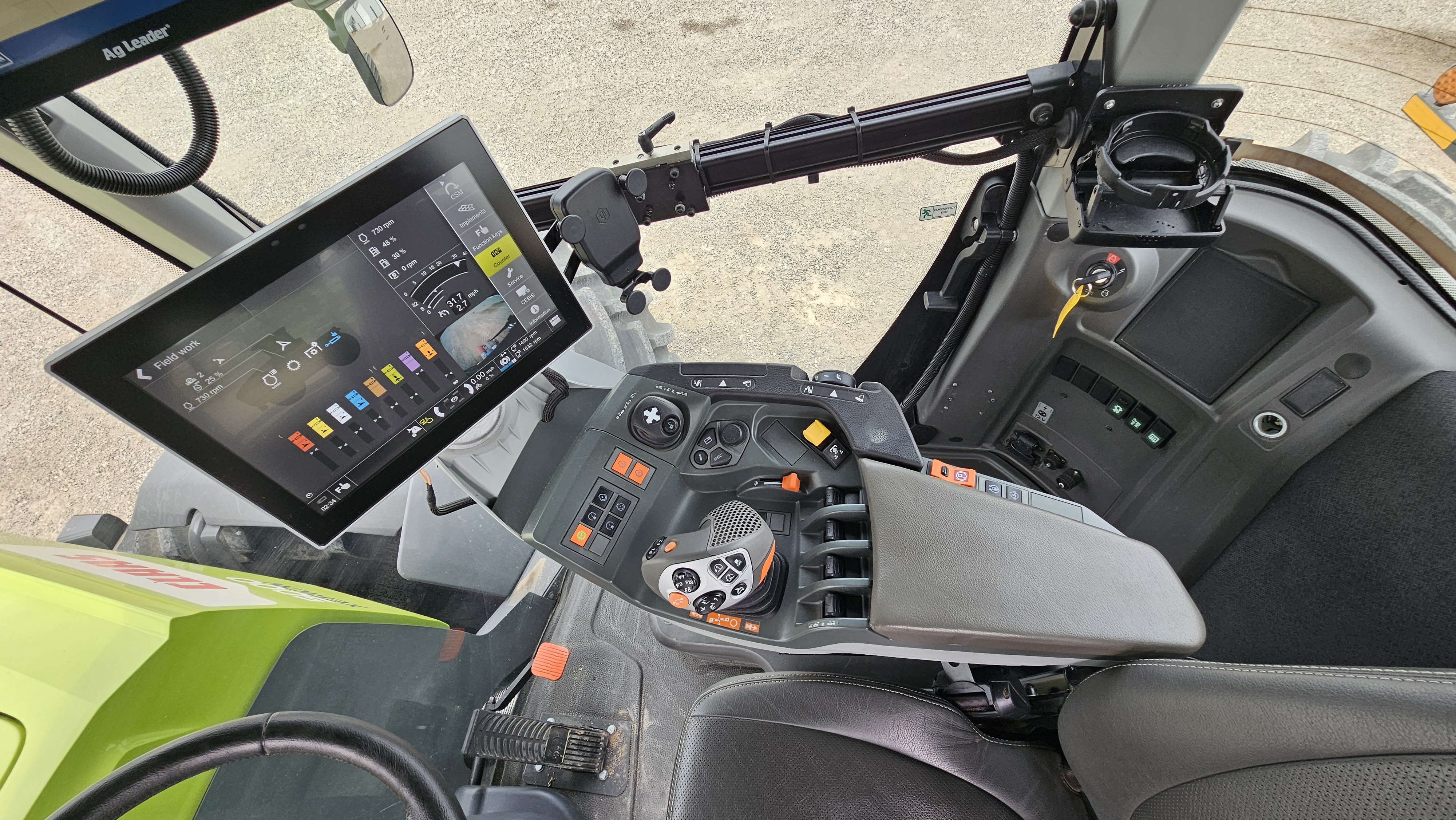 2024 CLAAS 5000 Tractor