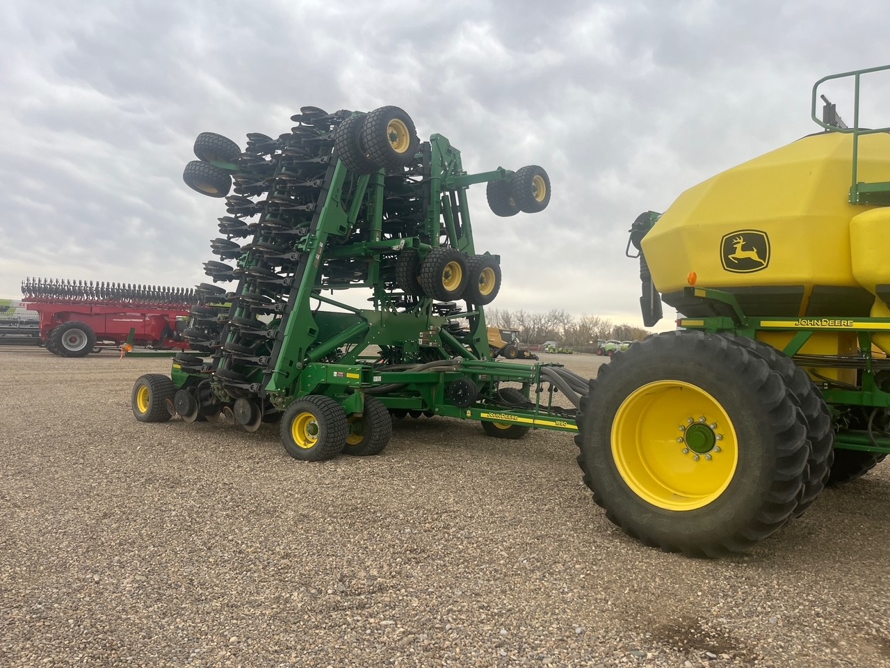 2014 John Deere 1890/1910 Air Seeder