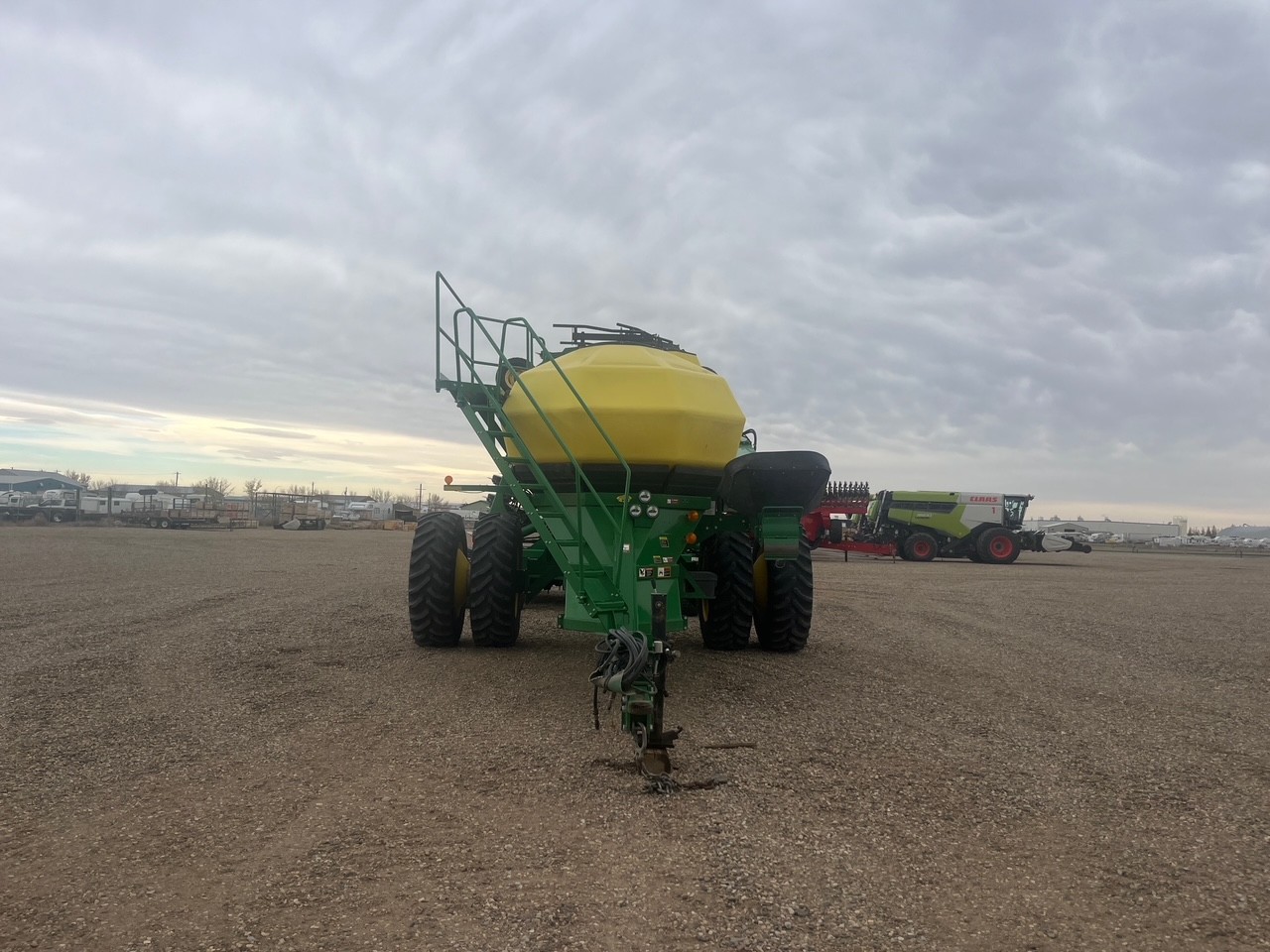 2014 John Deere 1890/1910 Air Seeder