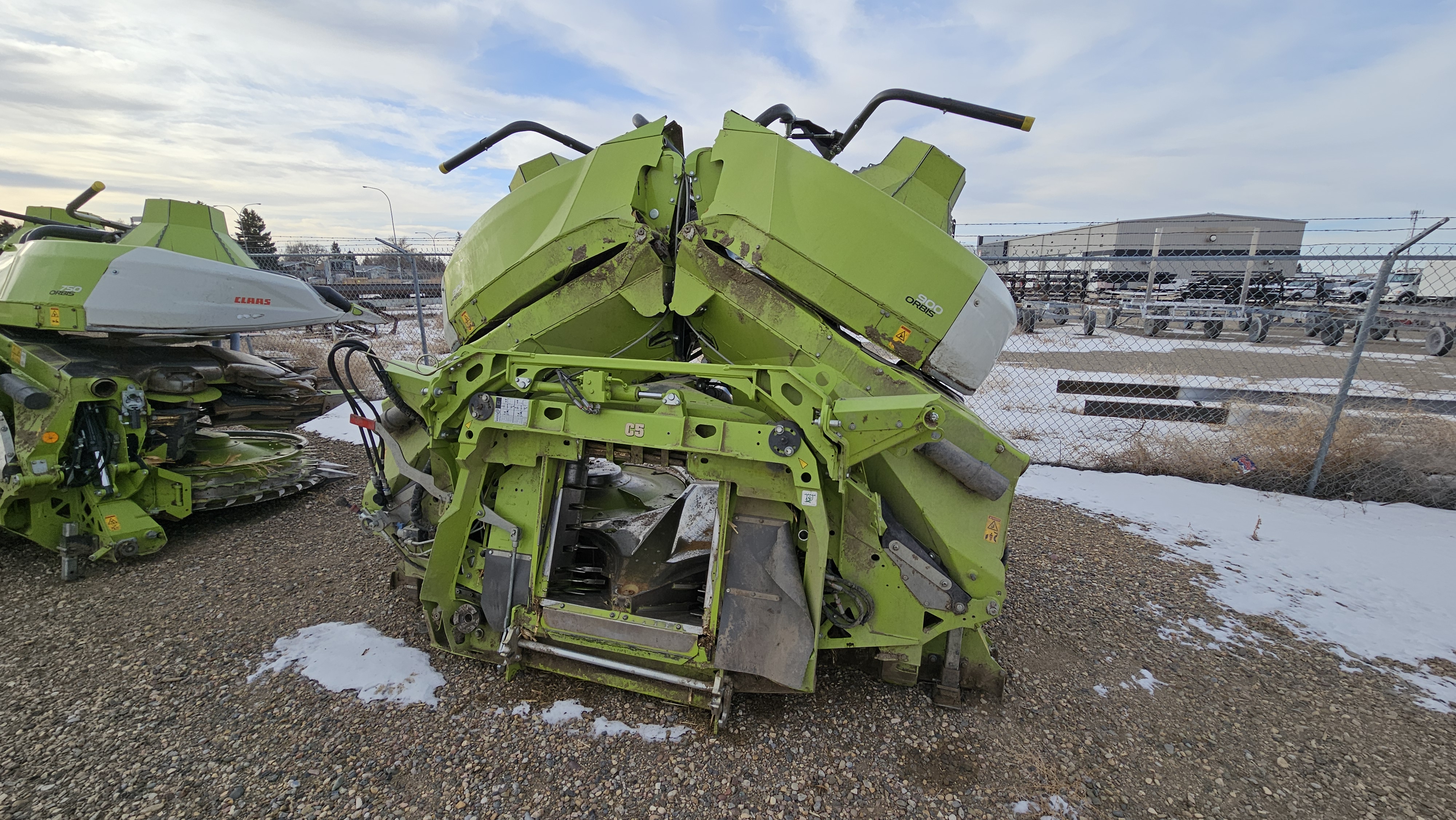 2022 CLAAS ORBIS 900 Header Forage