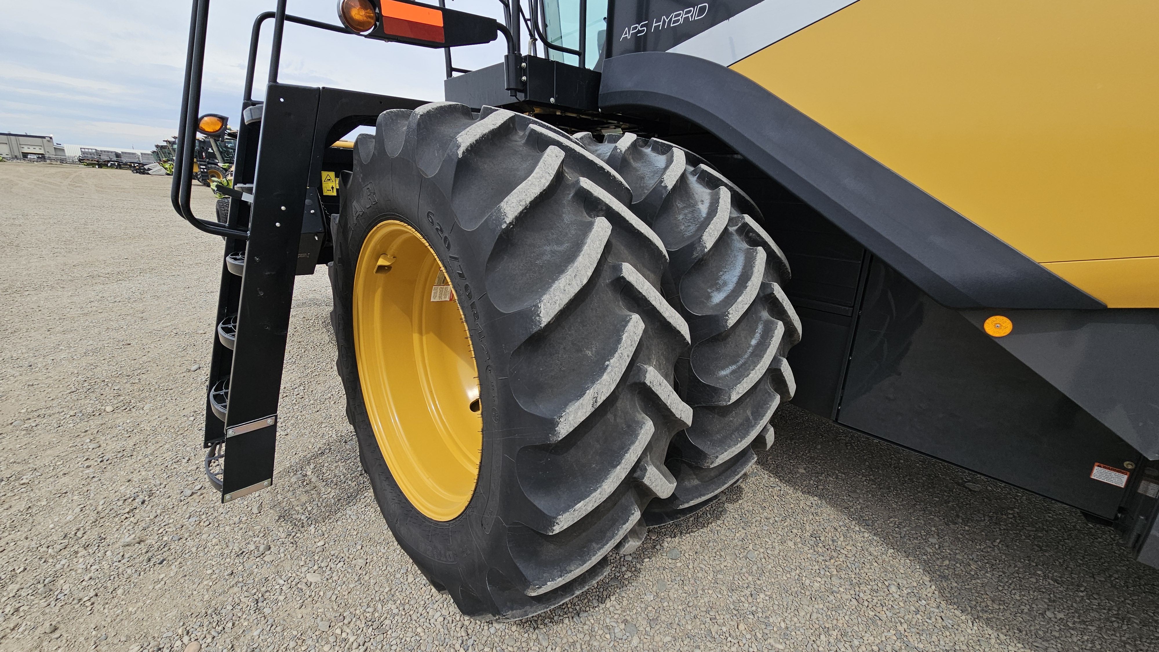 2017 CLAAS 740 Combine