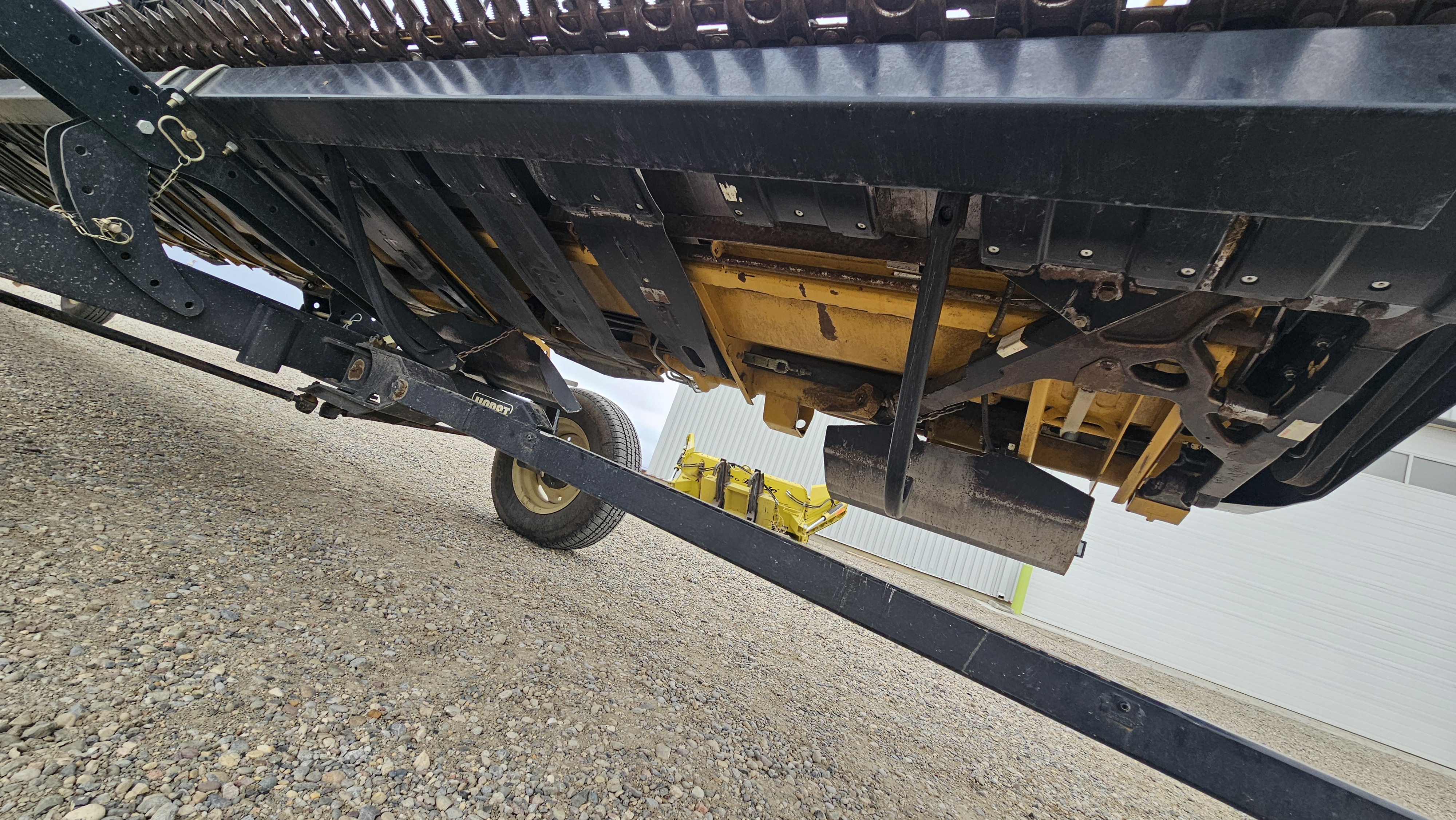 2017 CLAAS MAXFLEX 930 Header Combine