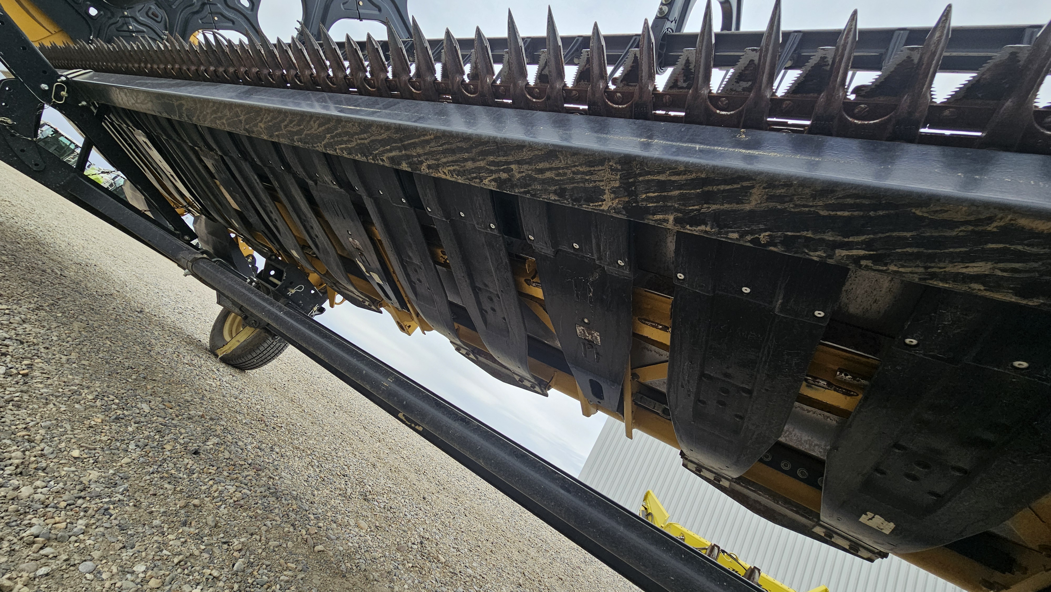 2017 CLAAS MAXFLEX 930 Header Combine