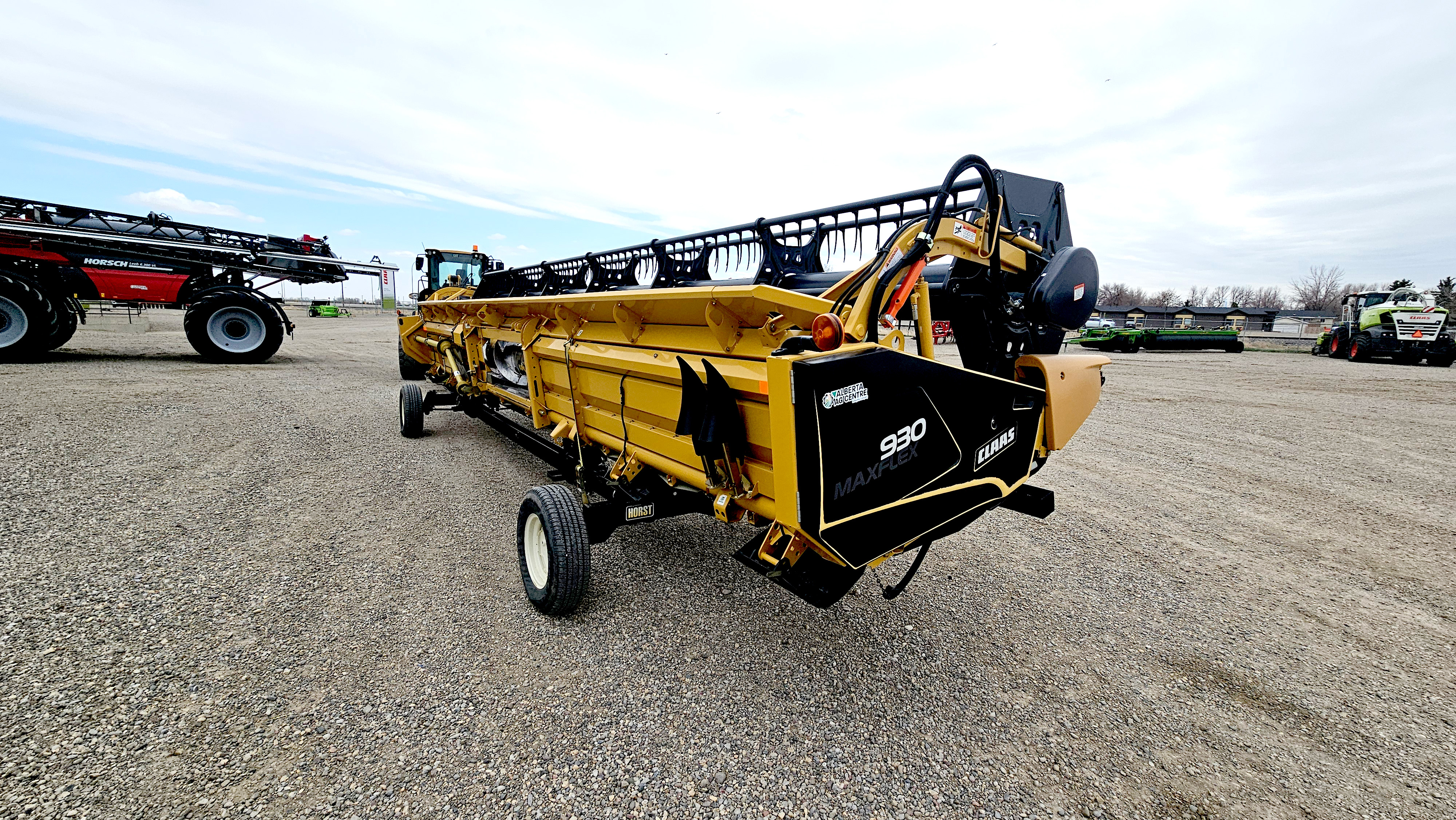 2017 CLAAS MAXFLEX 930 Header Combine