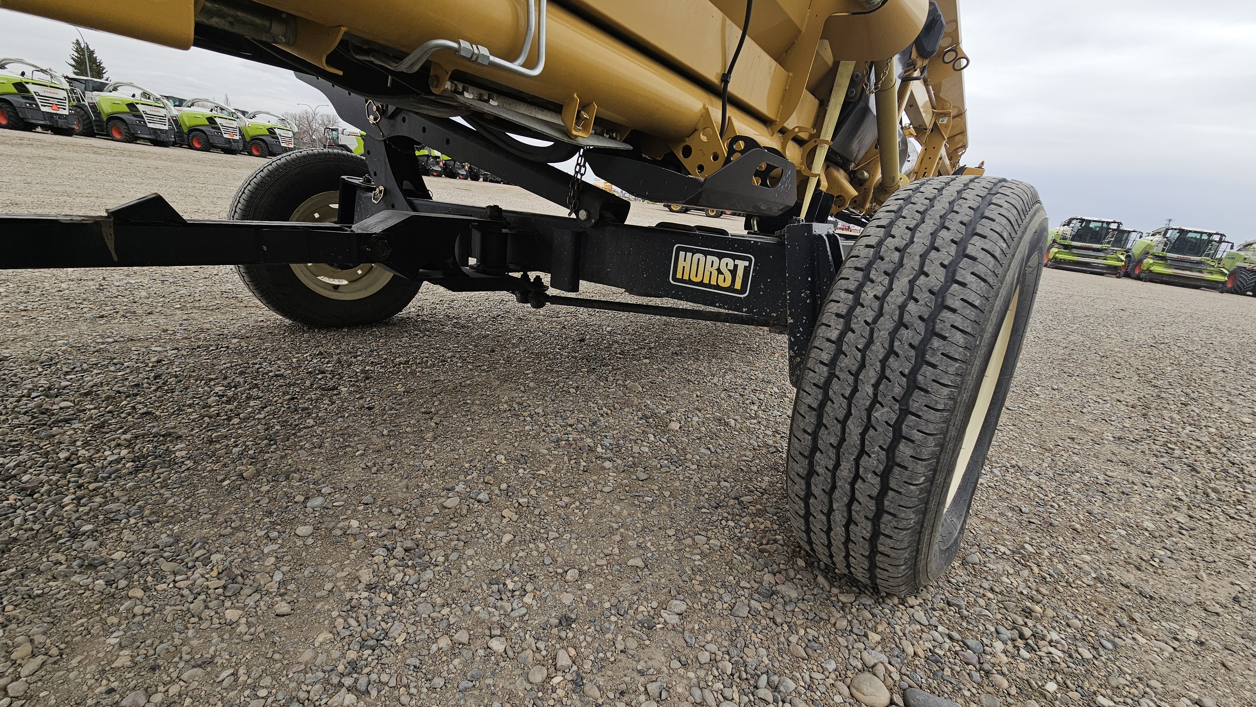 2016 CLAAS MAXFLEX 930 Header Combine